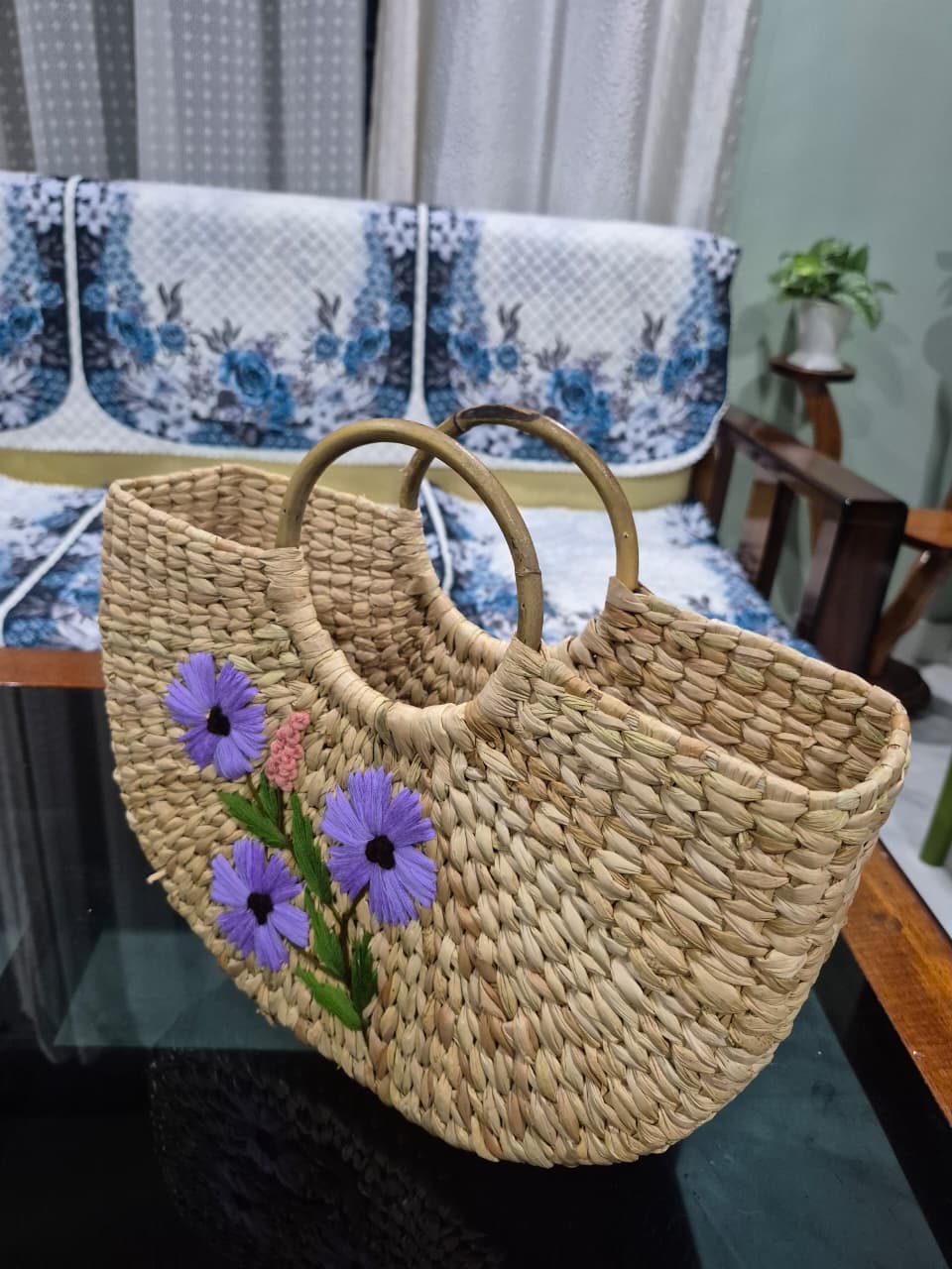 Kauna Grass U Shaped Bag