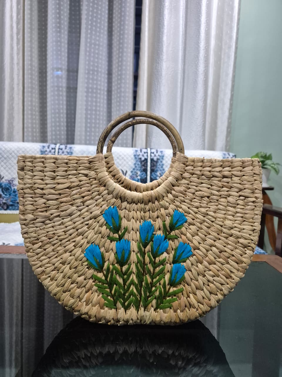 Kauna Grass U Shaped Bag