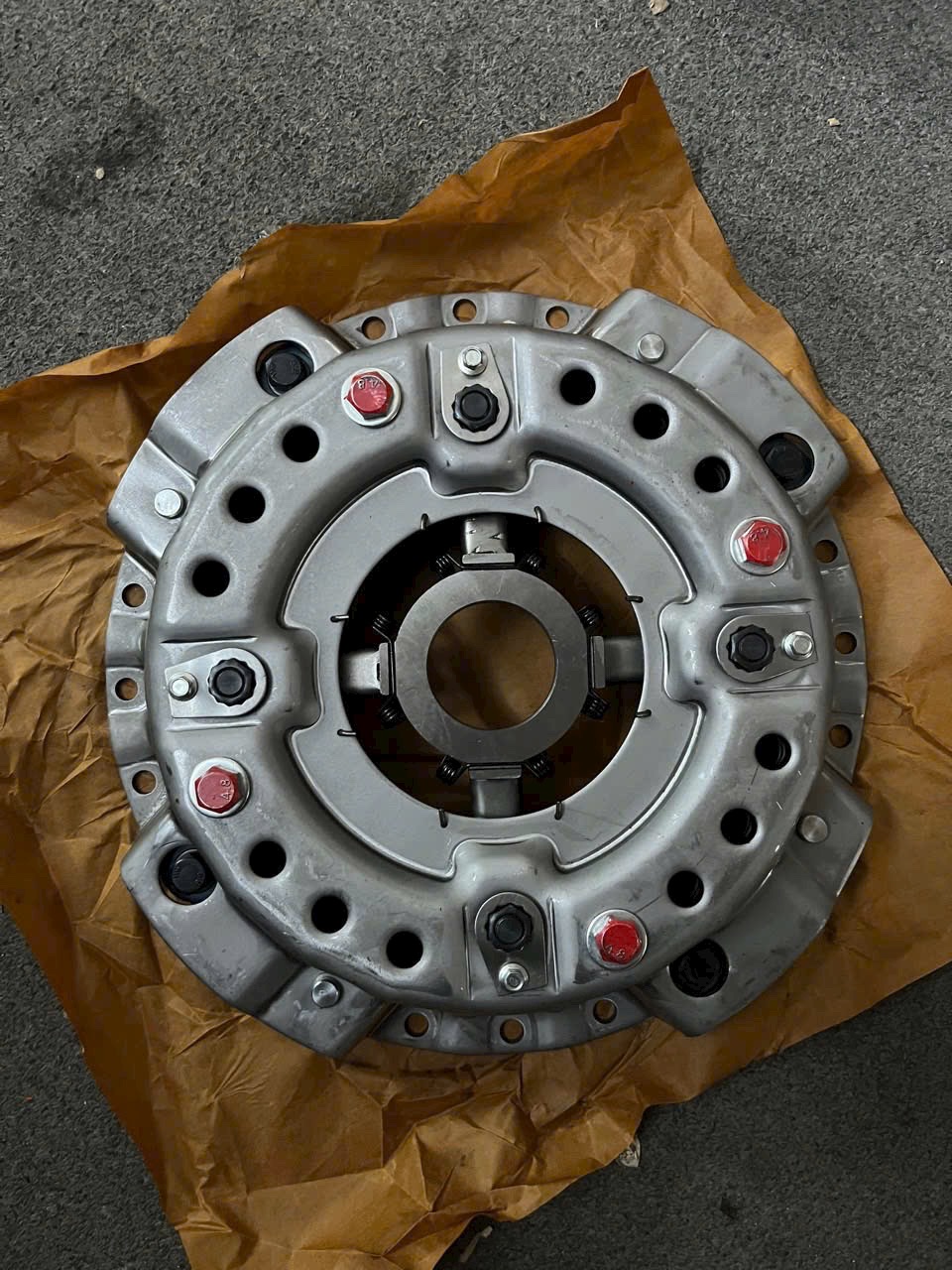 Mâp ép, lá bố côn xe nâng dầu Hangcha 3-3.5 tấn