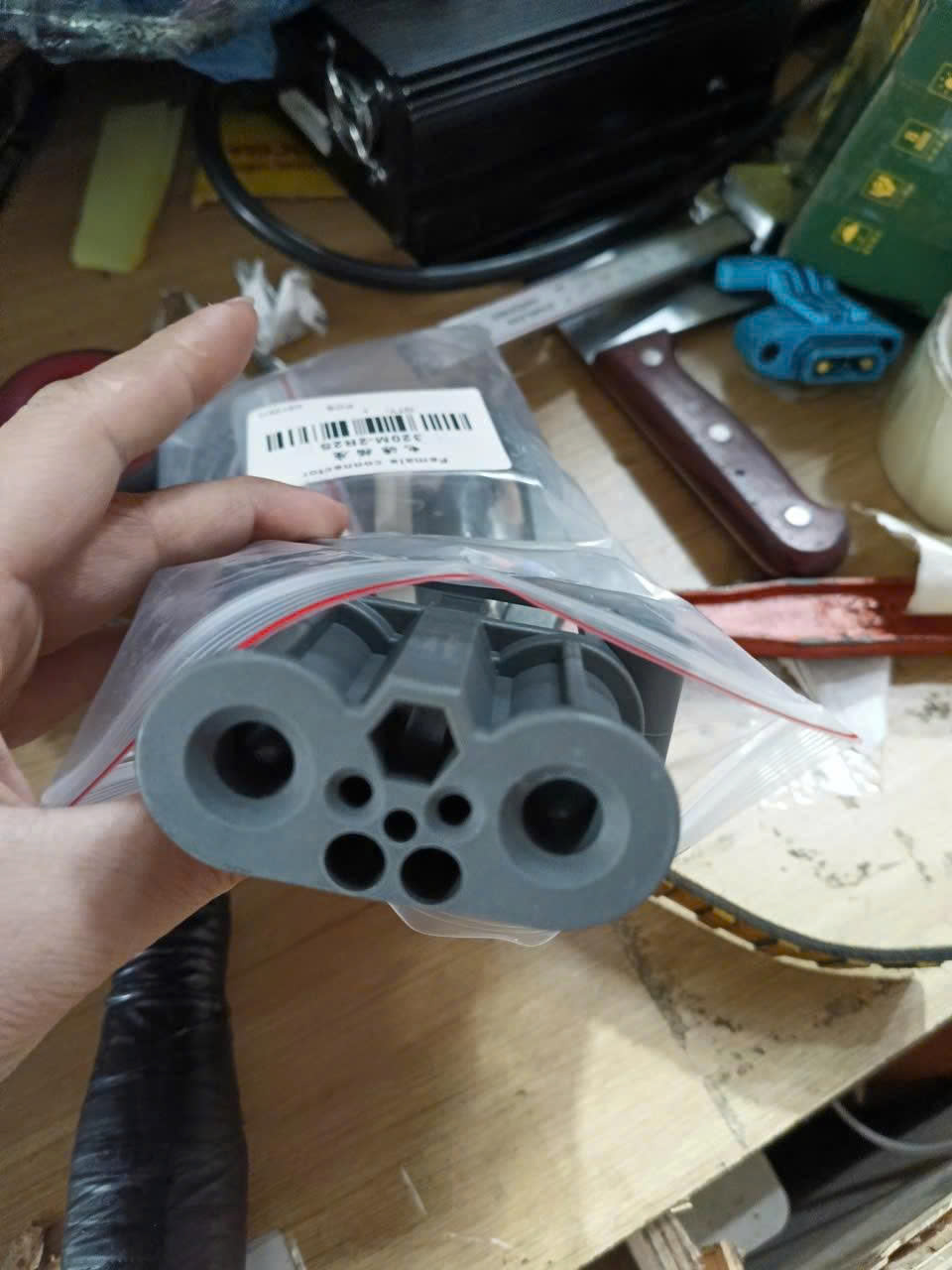 Bộ Giắc cắm sạc 5 chân xe nâng điện Hangcha