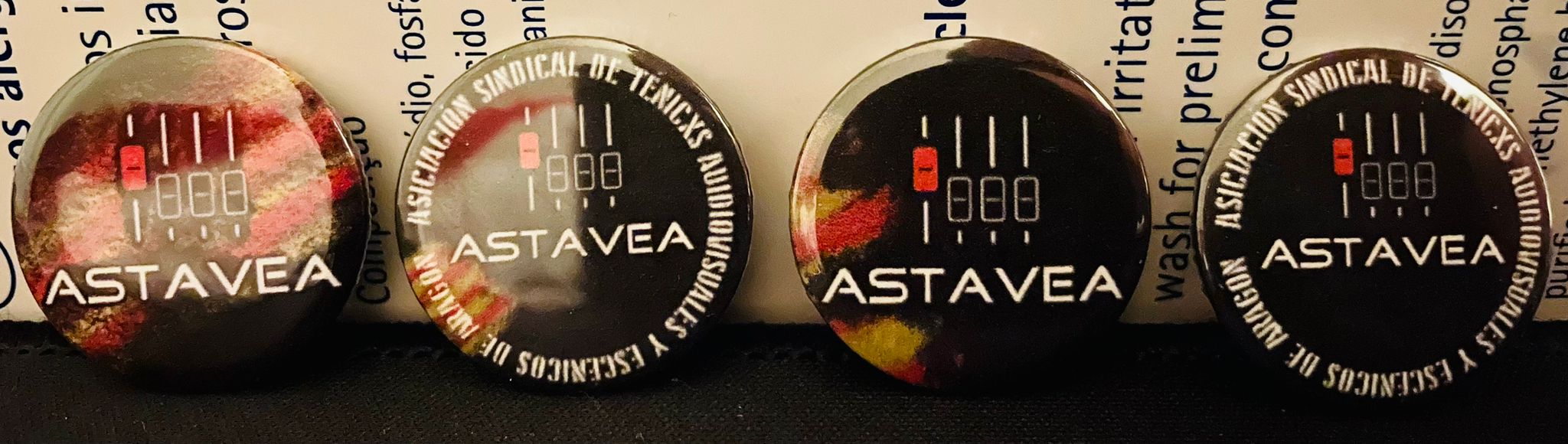 ASTAVEA Button Badges
