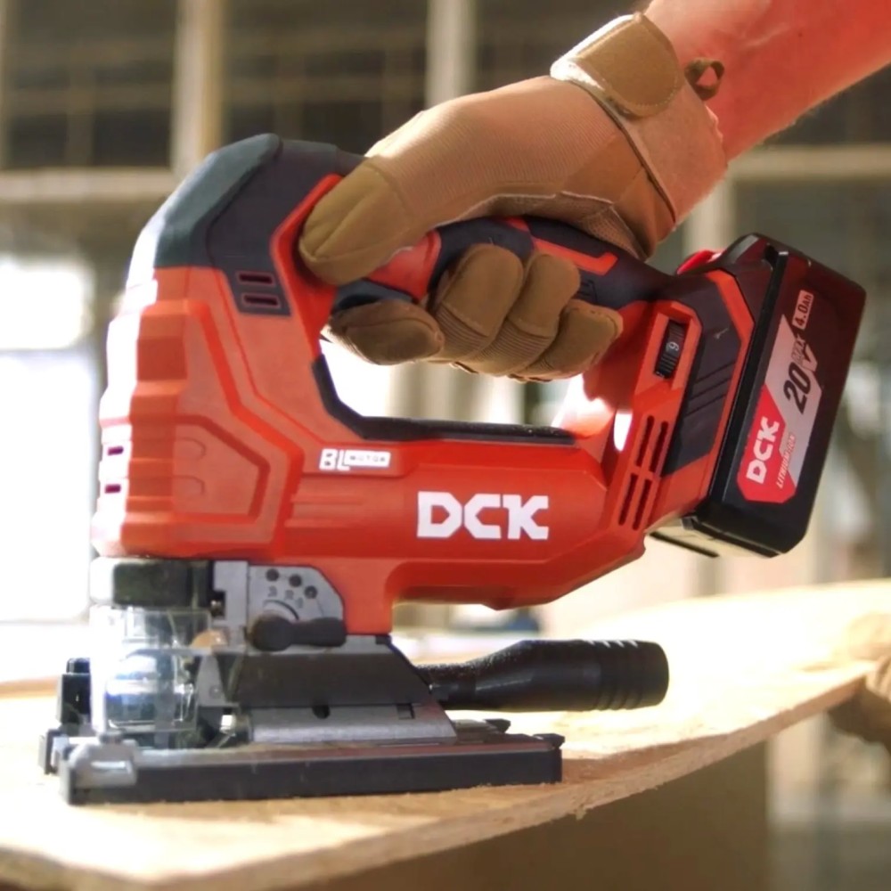 Akumuliatorinis bešepetėlinis siaurapjūklis 20V, KDMQ85Z, DCK (be baterijos ir įkroviklio)