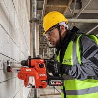 Akumuliatorinis bešepetėlinis perforatorius su nusiurbimu SDS+, 2,6J , 20V, KRHDE20V-26R2KIT, DCK (2x8,0Ah akumuliatorius, įkroviklis)