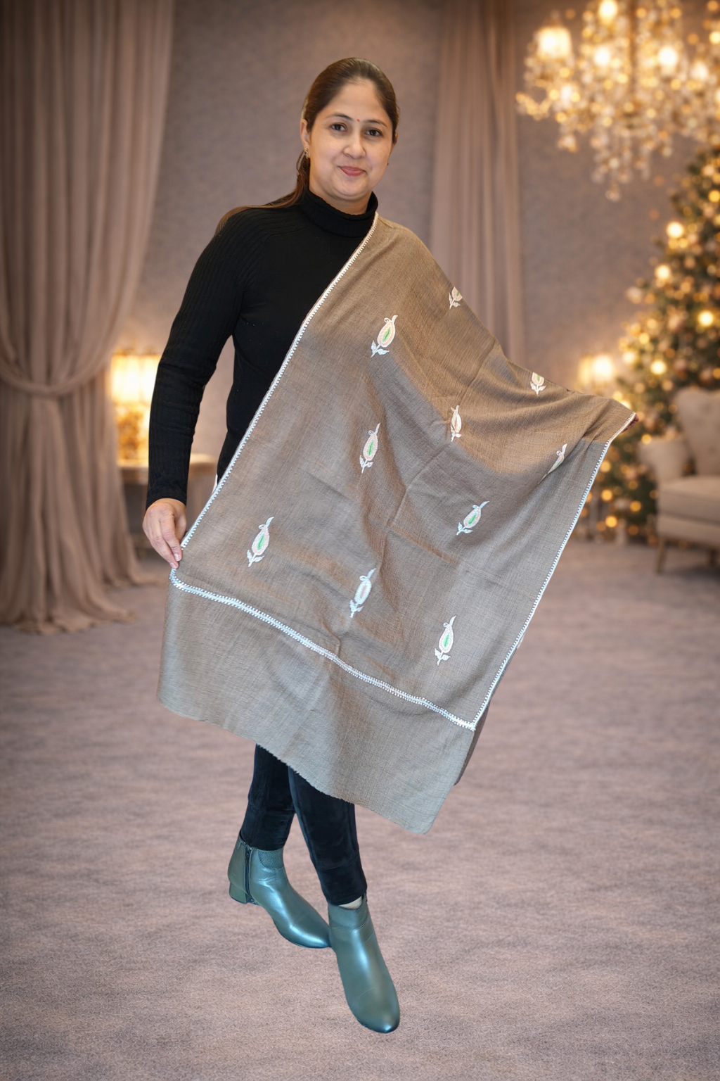 Pashmina Embroidered Stole 