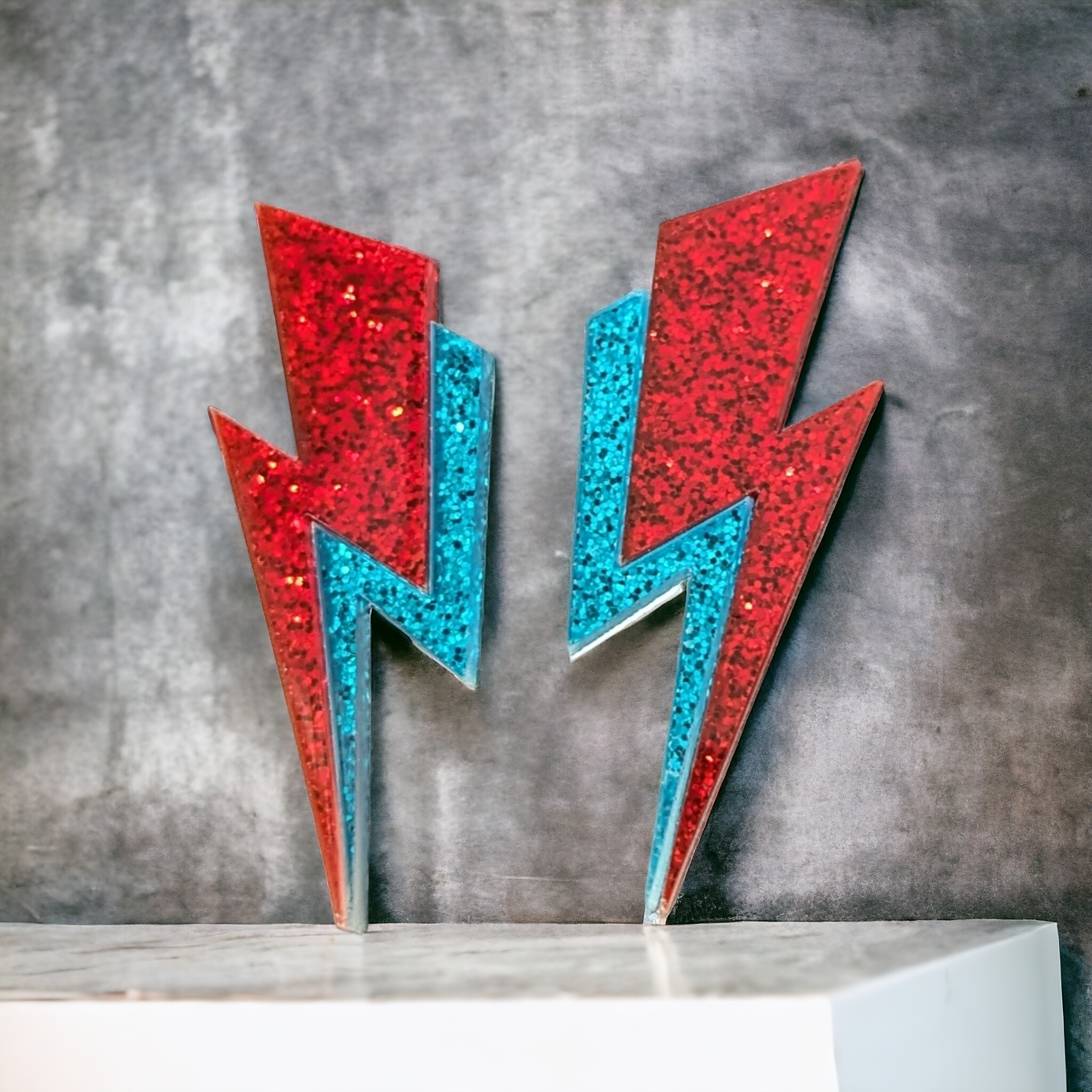 Boucles d'oreilles - Petit éclair rouge et bleu