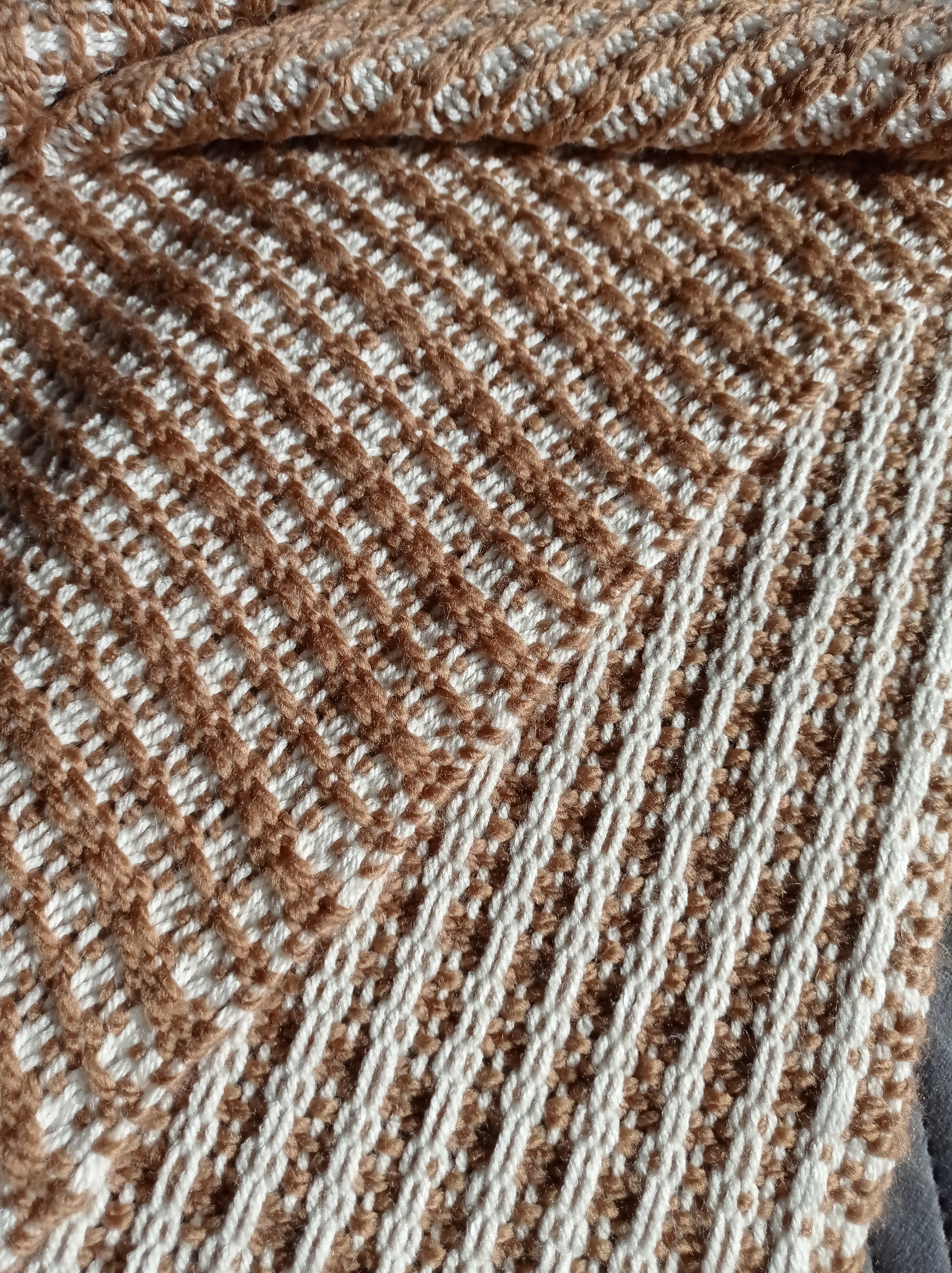 Echarpe doudou blanche et ocre