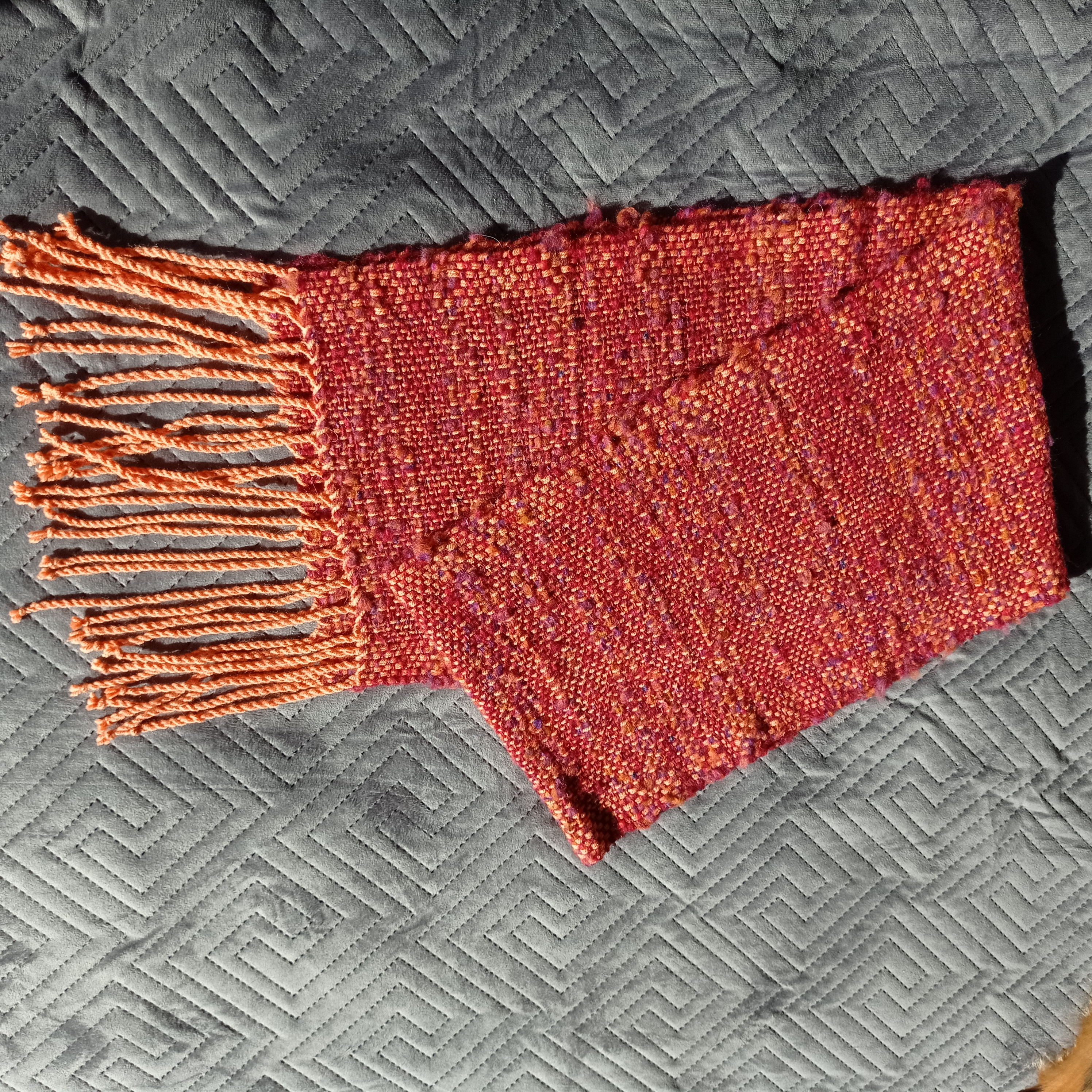 Echarpe fantaisie corail et rouge