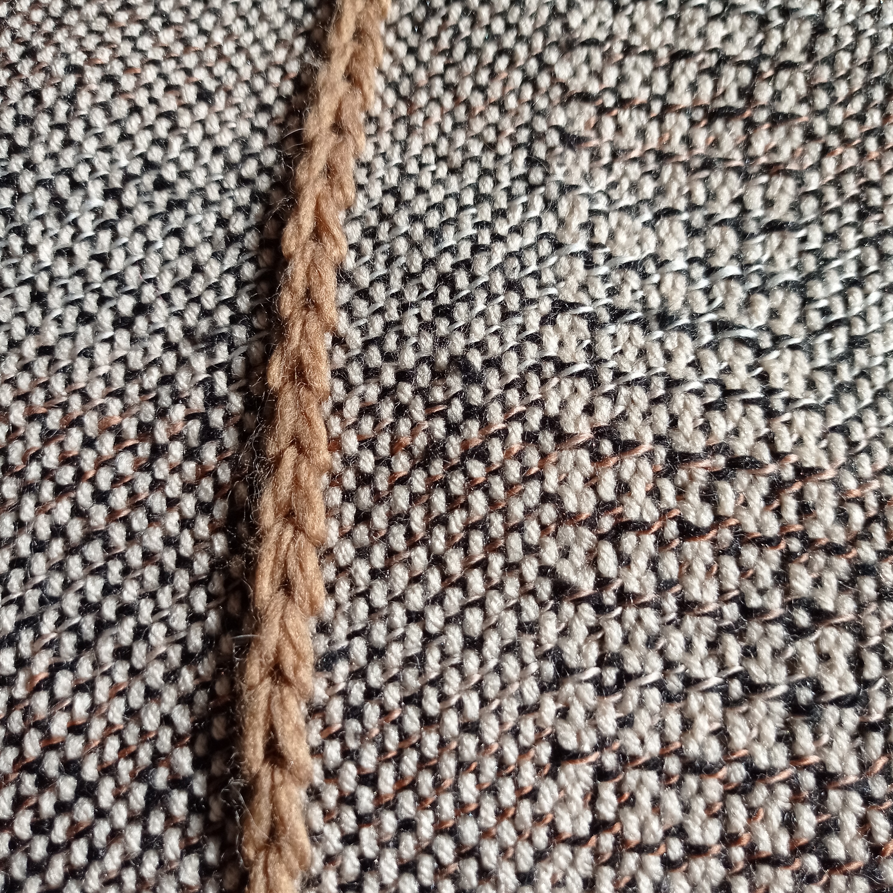 Echarpe  beige et noire sans laine