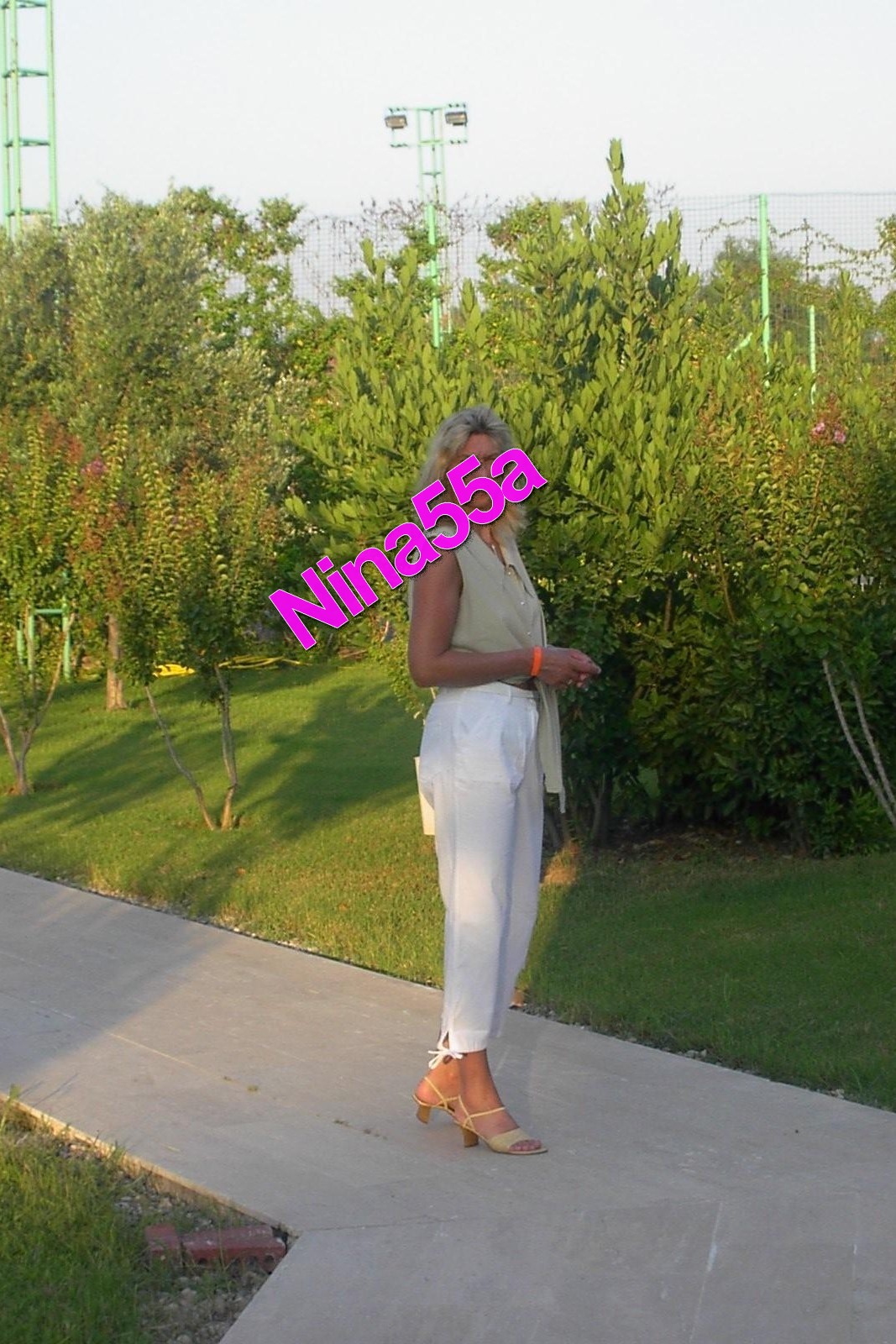 Archives de web Femme mature bourgeoise 21 6 photos.