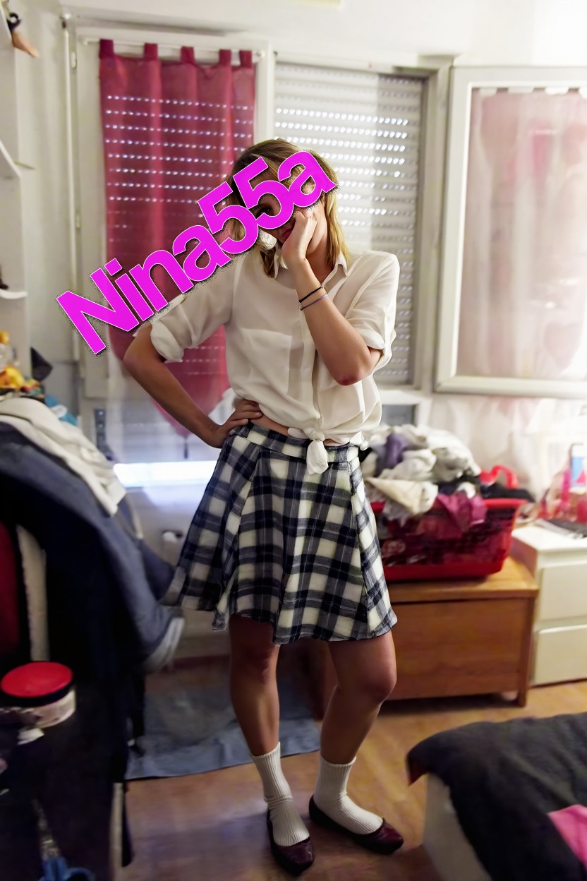 Nina Reality N°129  14 mars 2015 19 photos format 10X15