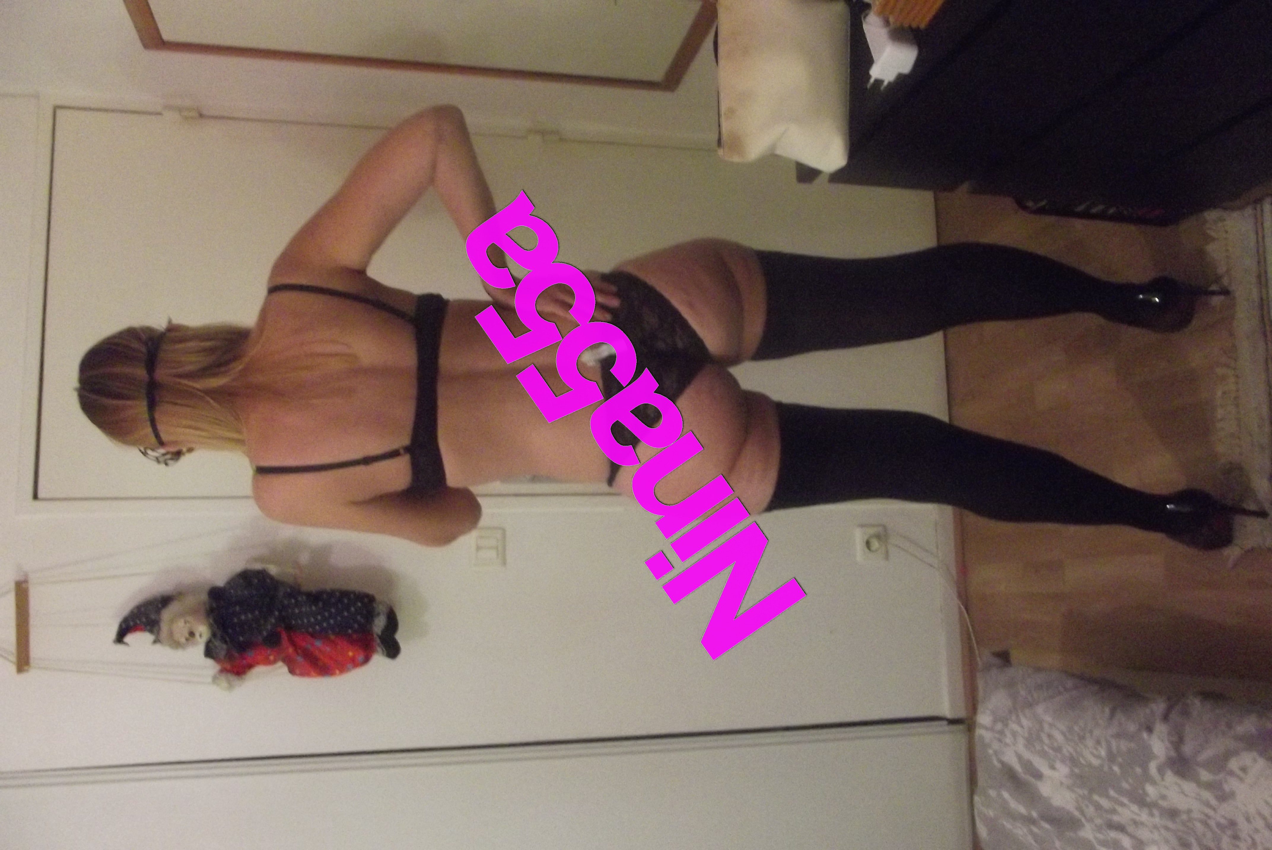 Nina Reality N°47  28 octobre 2015 21 photos format 10X15