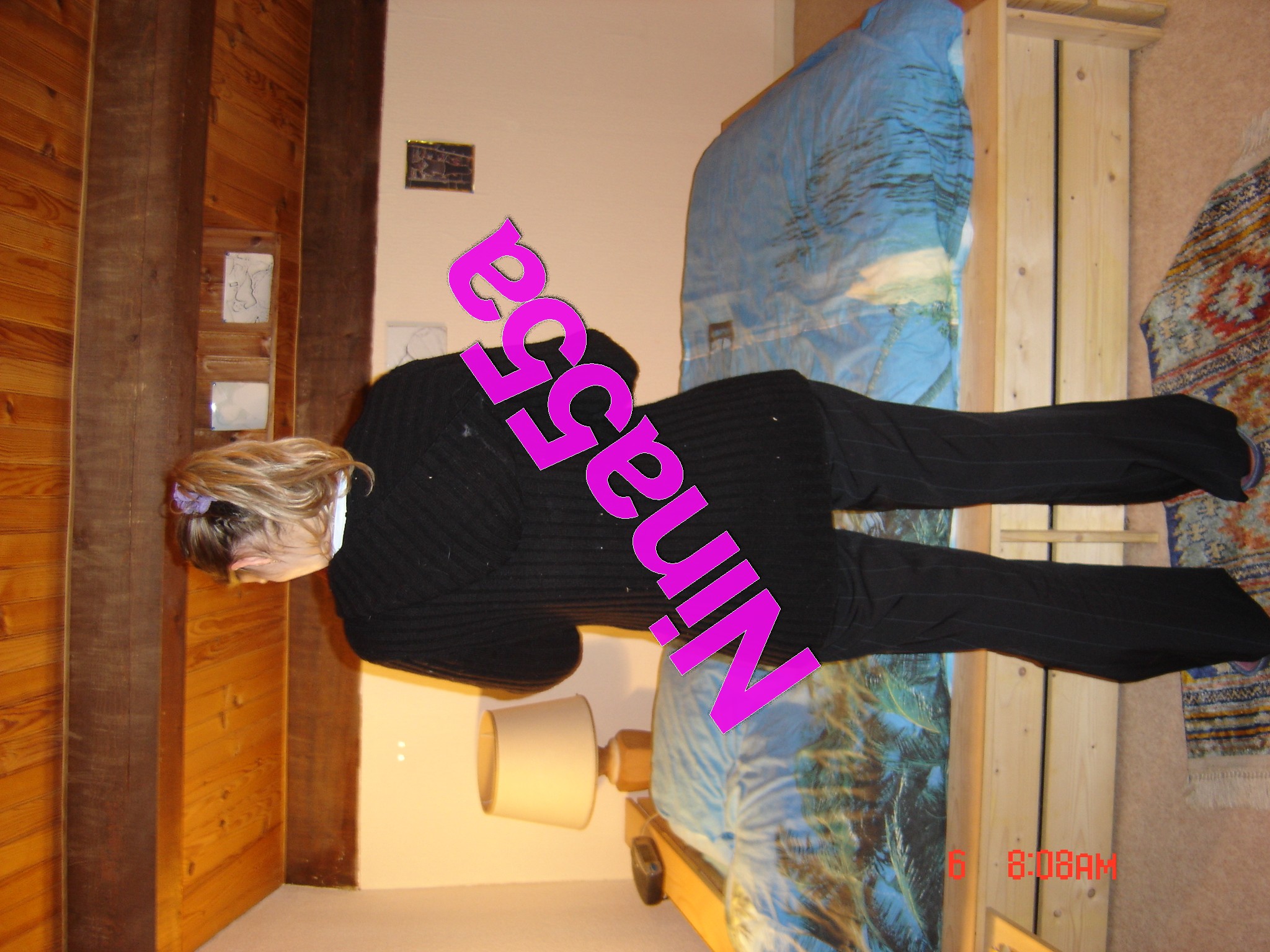 Nina Reality N°18  6 janvier 2005 71 photos format 10X15