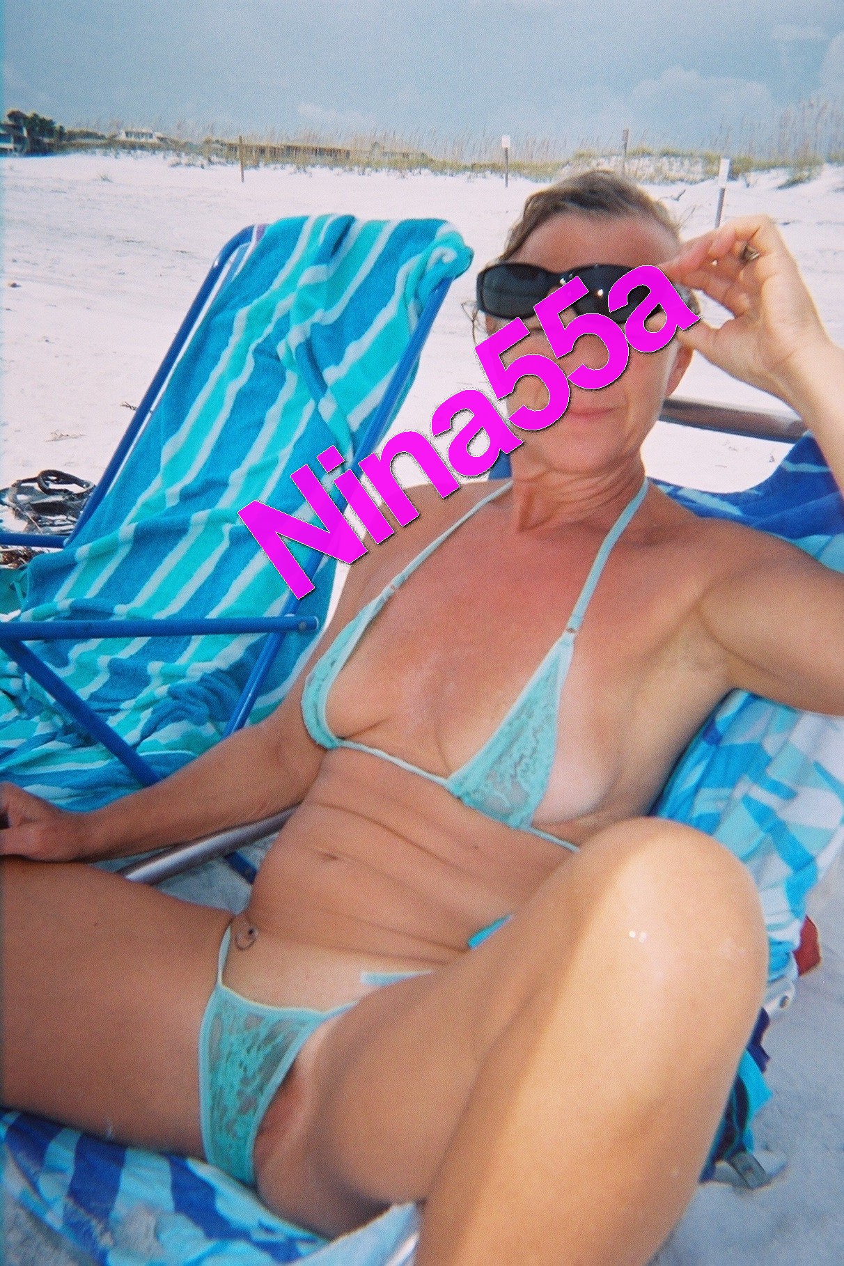 Archives de web Femme mature bourgeoise 10 Vacances 22 photos.