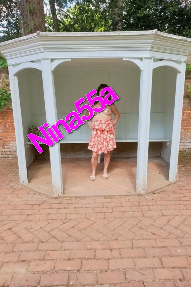 Archives de web Femme mature bourgeoise 127  26 photos