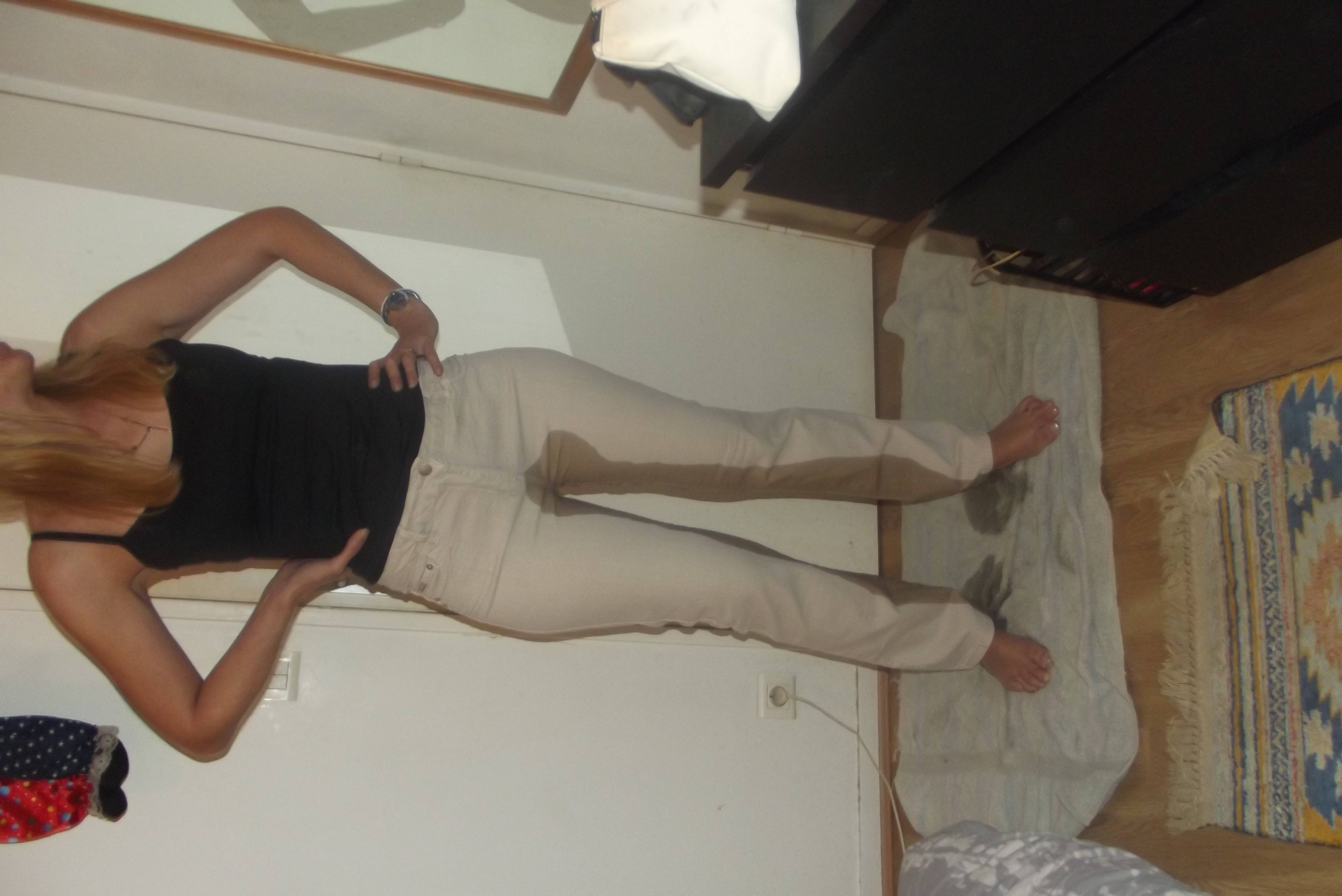 Je fais pipi dans ma culotte pour vous