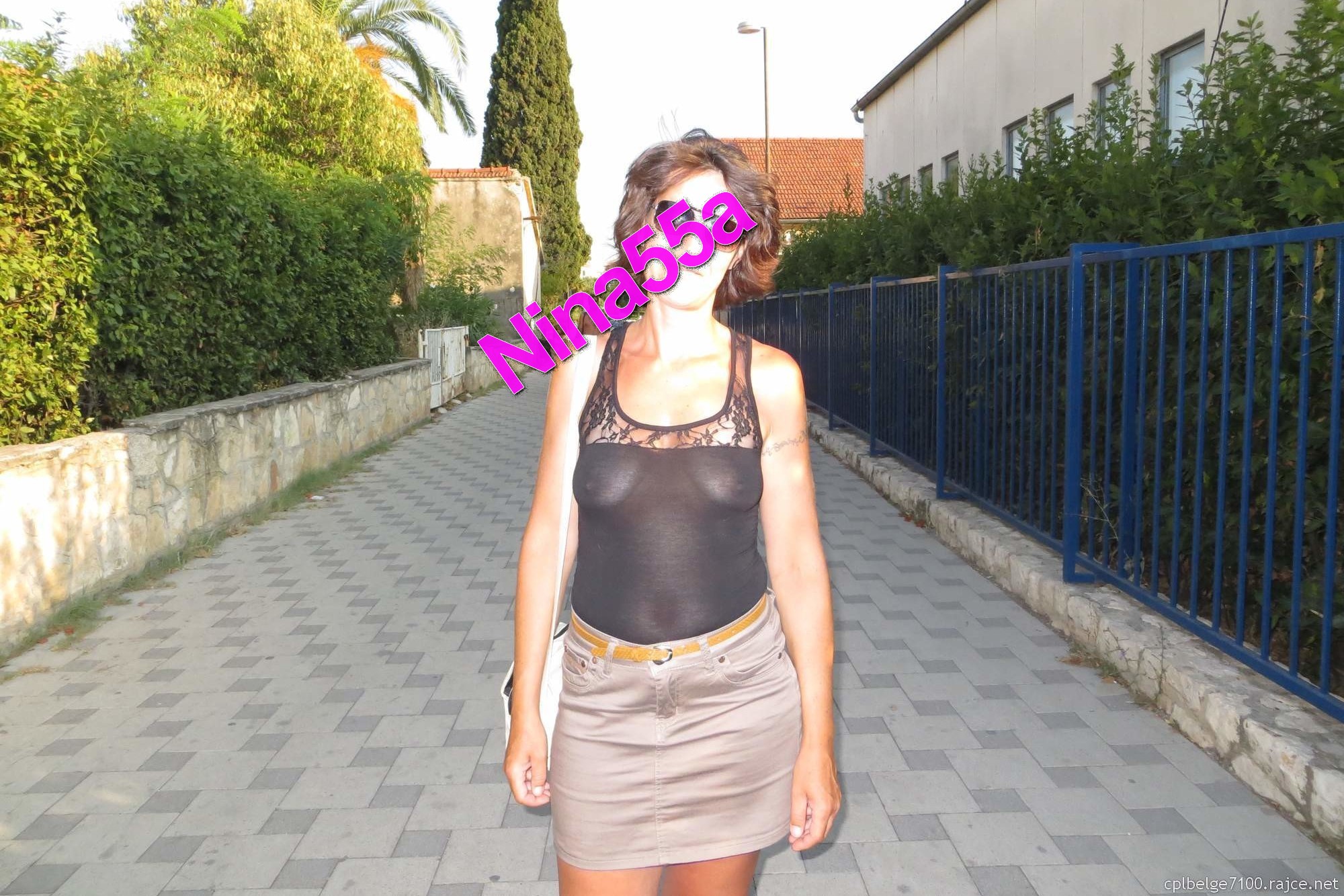 Archives de web Femme mature bourgeoise 13 Vacances 12 photos.