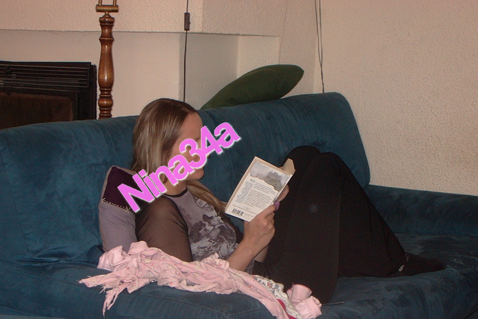 Nina Reality N°4  2004 19 photos format 10X15