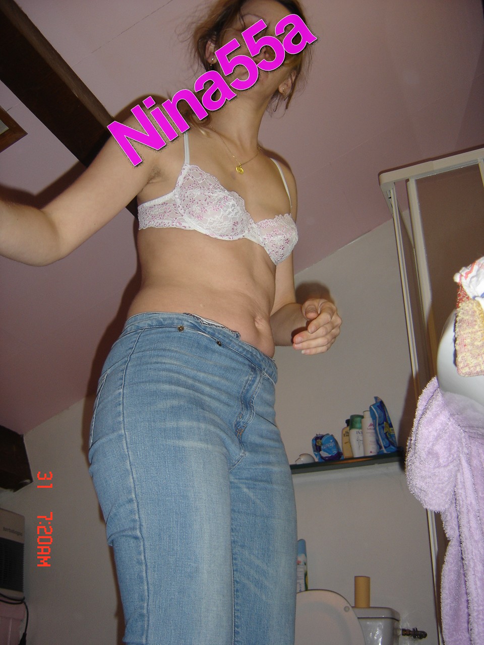 Nina Reality N°9  31 mars 2005 30 photos format 10X15