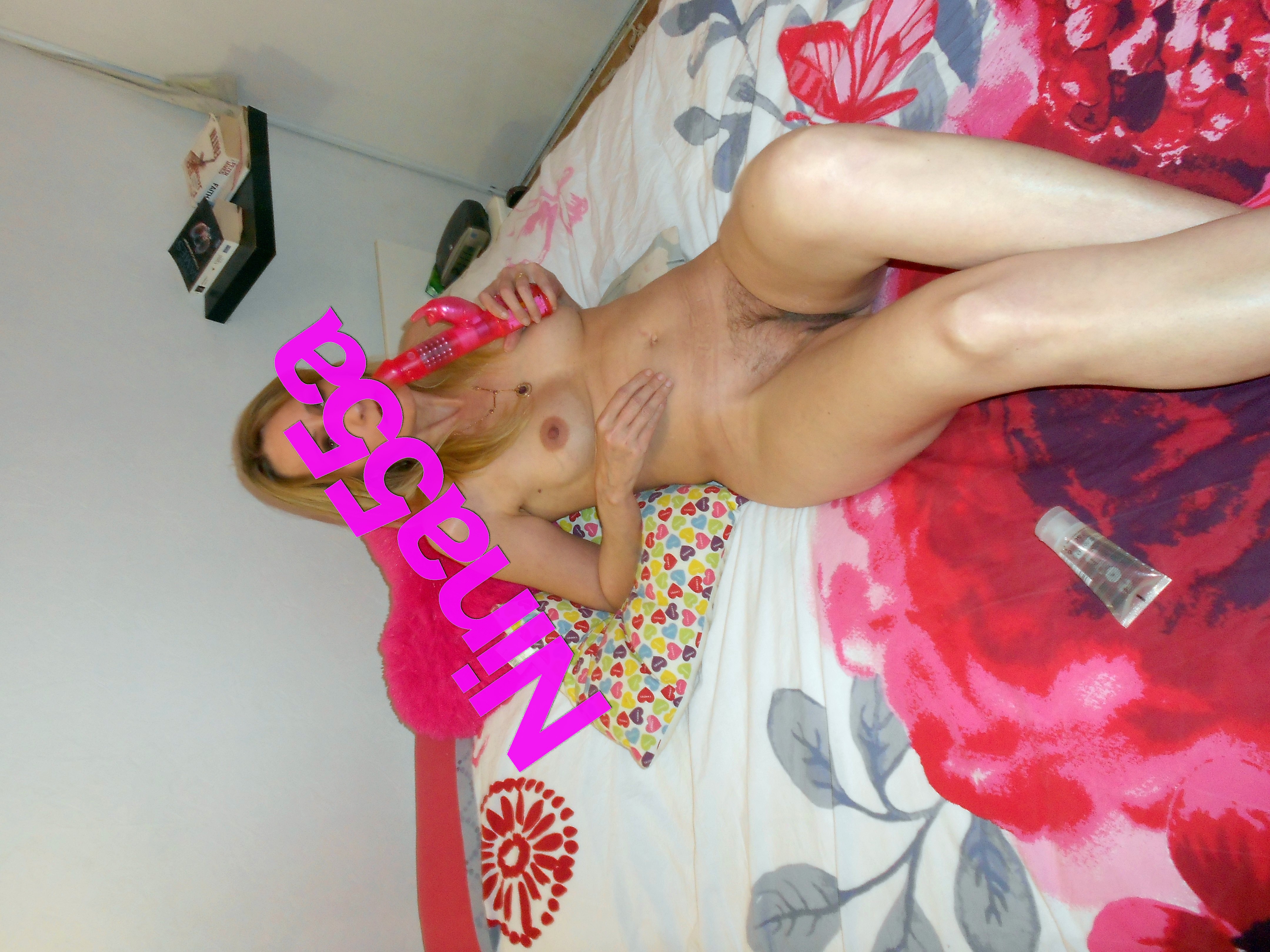 Nina Reality N°46  21 avrils 2015 33 photos format 10X15