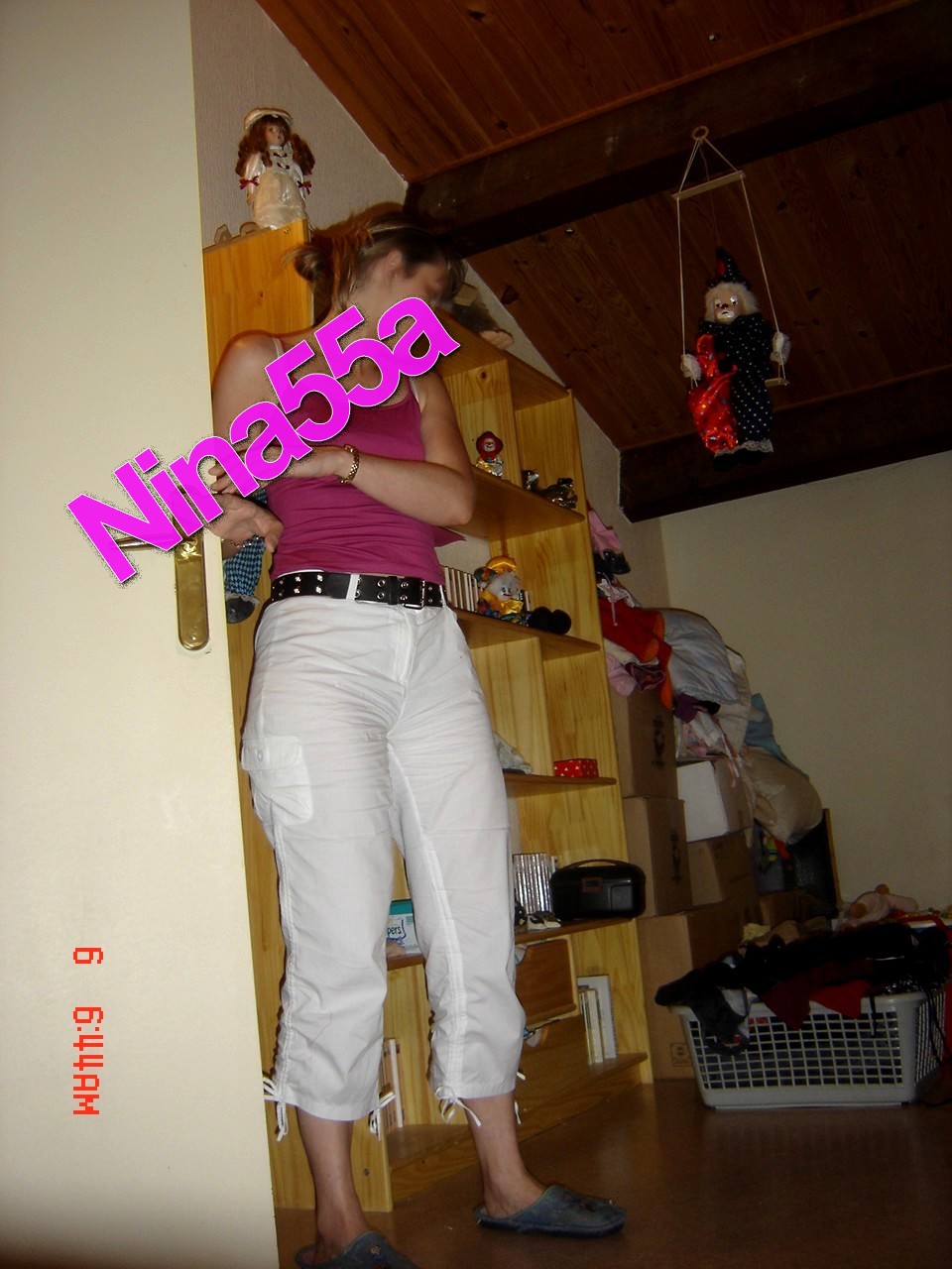 Nina Reality N°113  6 juin 2005 16 photos format 10X15