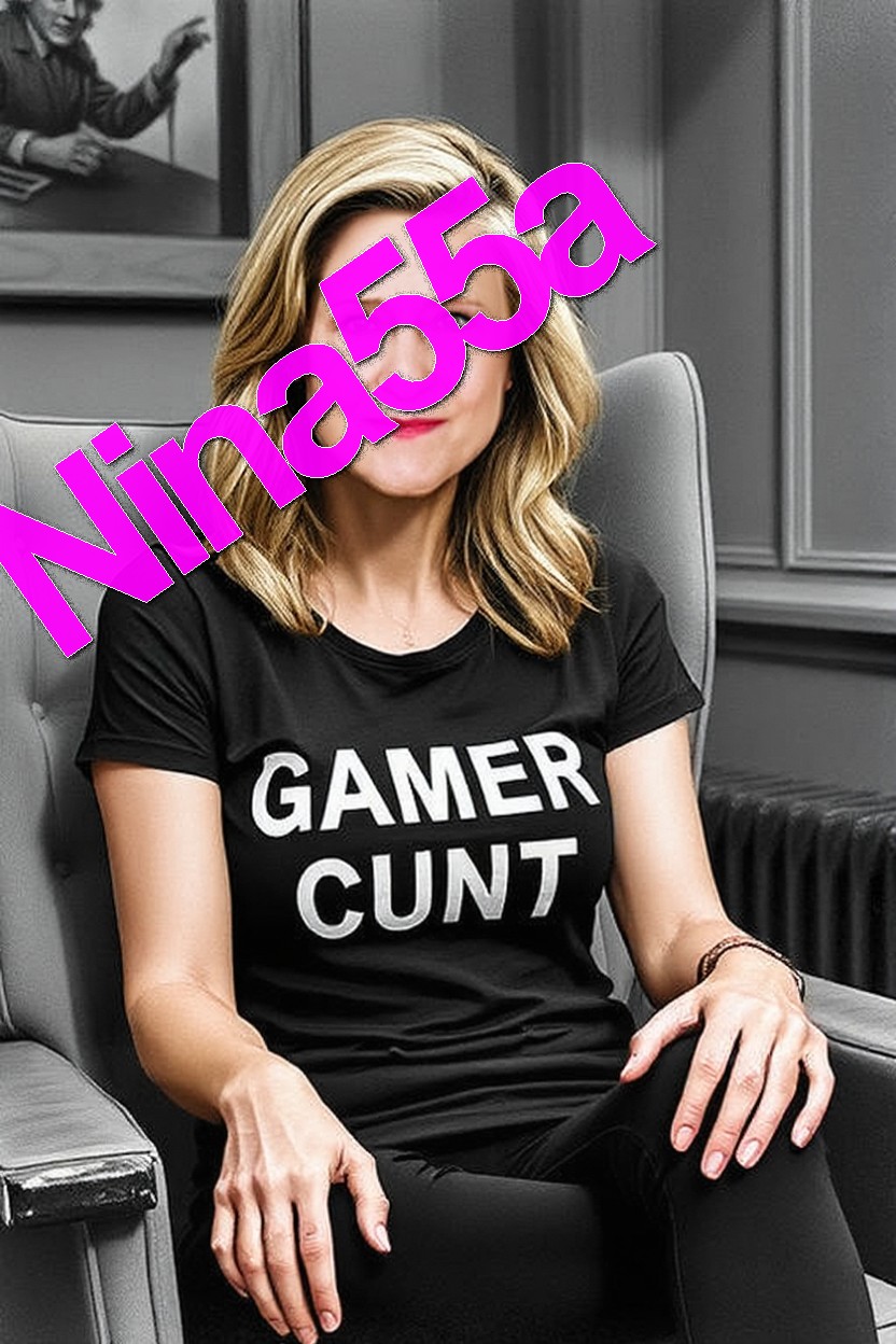 Nina Fantasy Tenues N°133 Au fil des années 8 photos fantasy format 10X15