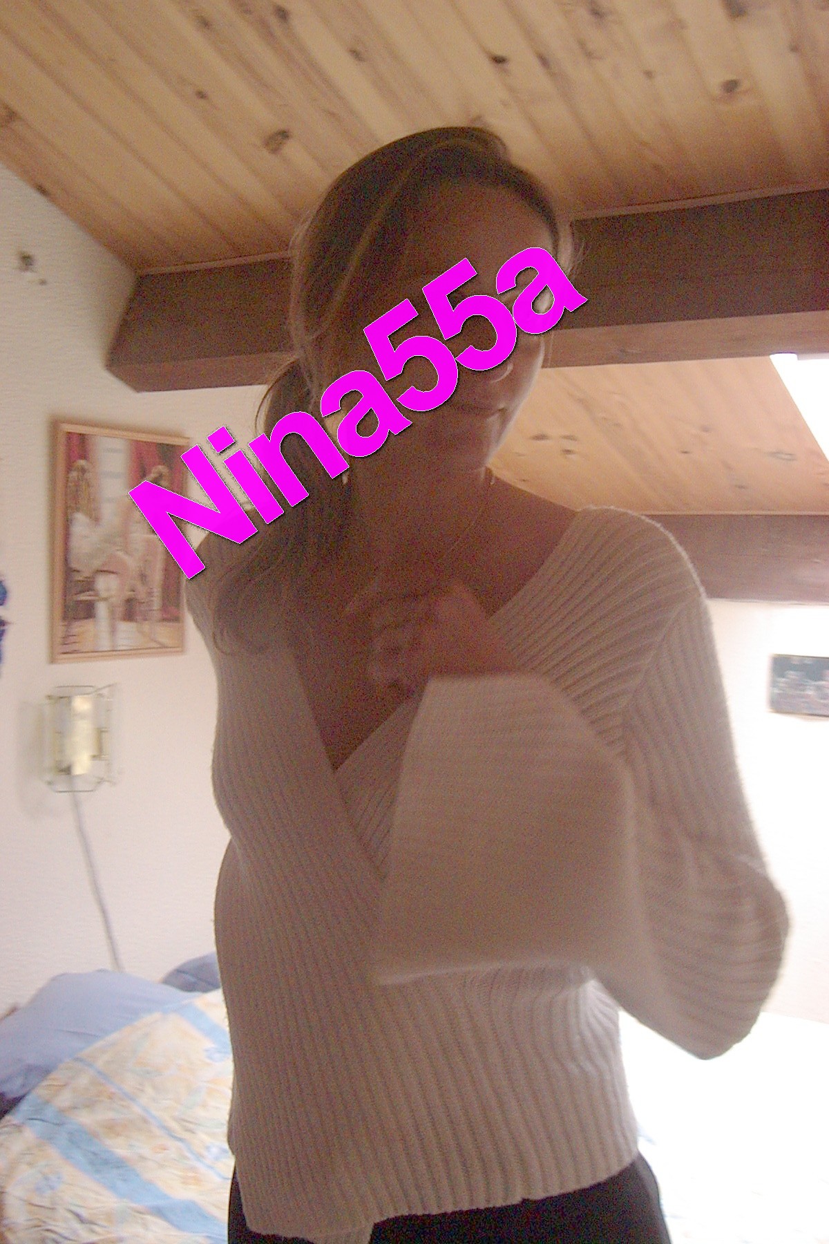 Nina Reality N°29  8 novembre 2004 10 photos format 10X15