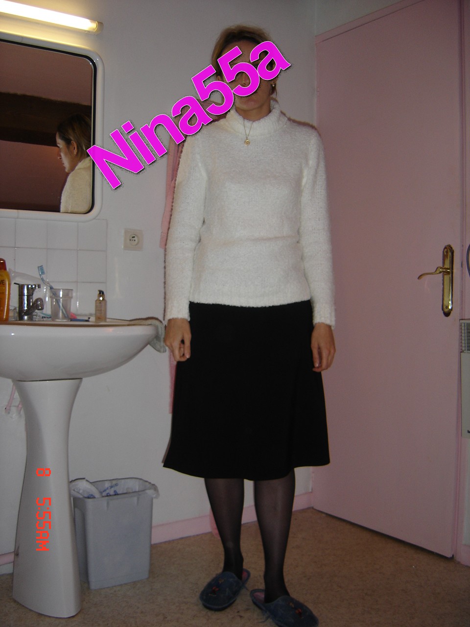 Nina Reality N°13 8 décembre 2004 38 photos format 10X15