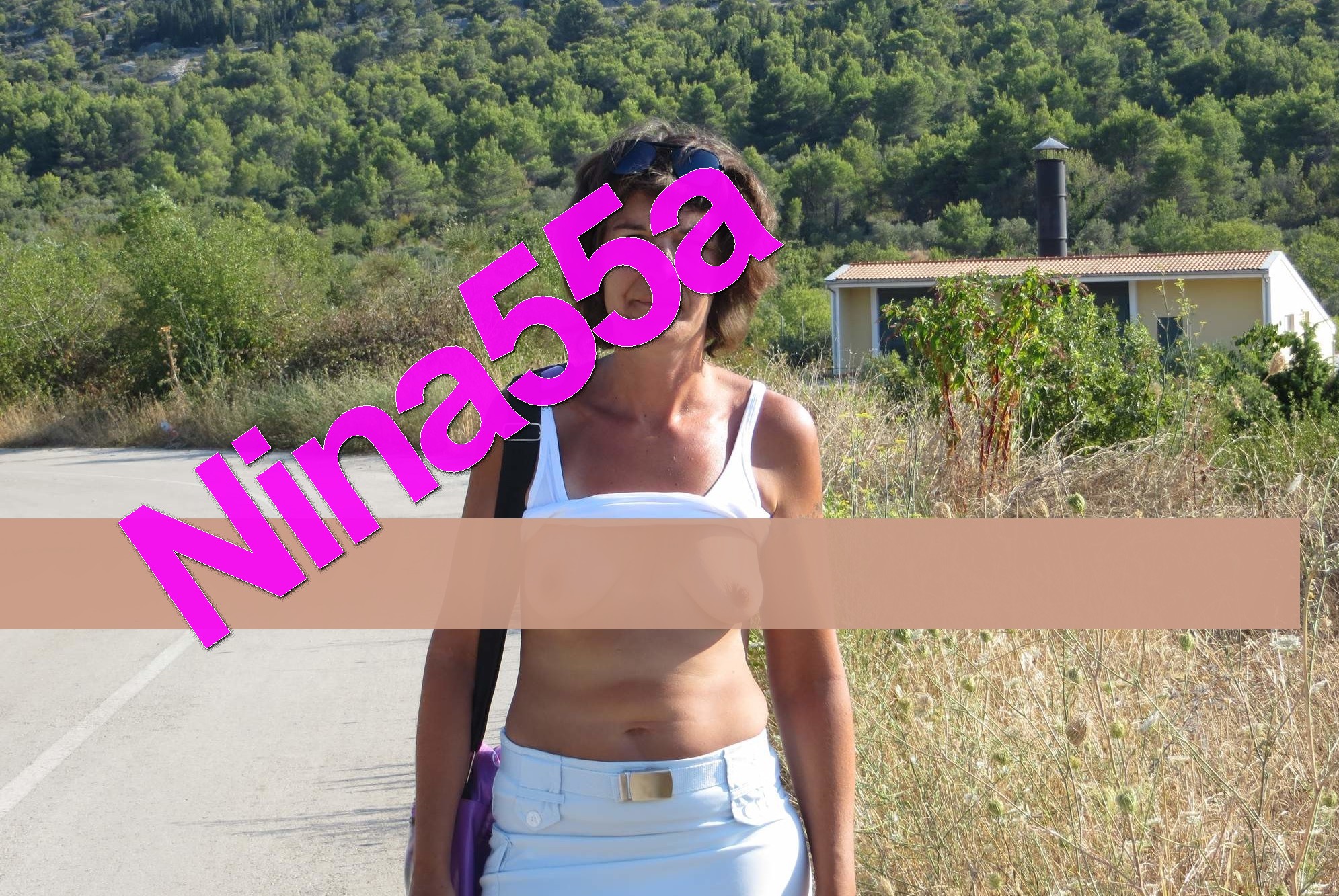 Archives de web Femme mature bourgeoise 13 Vacances 12 photos.