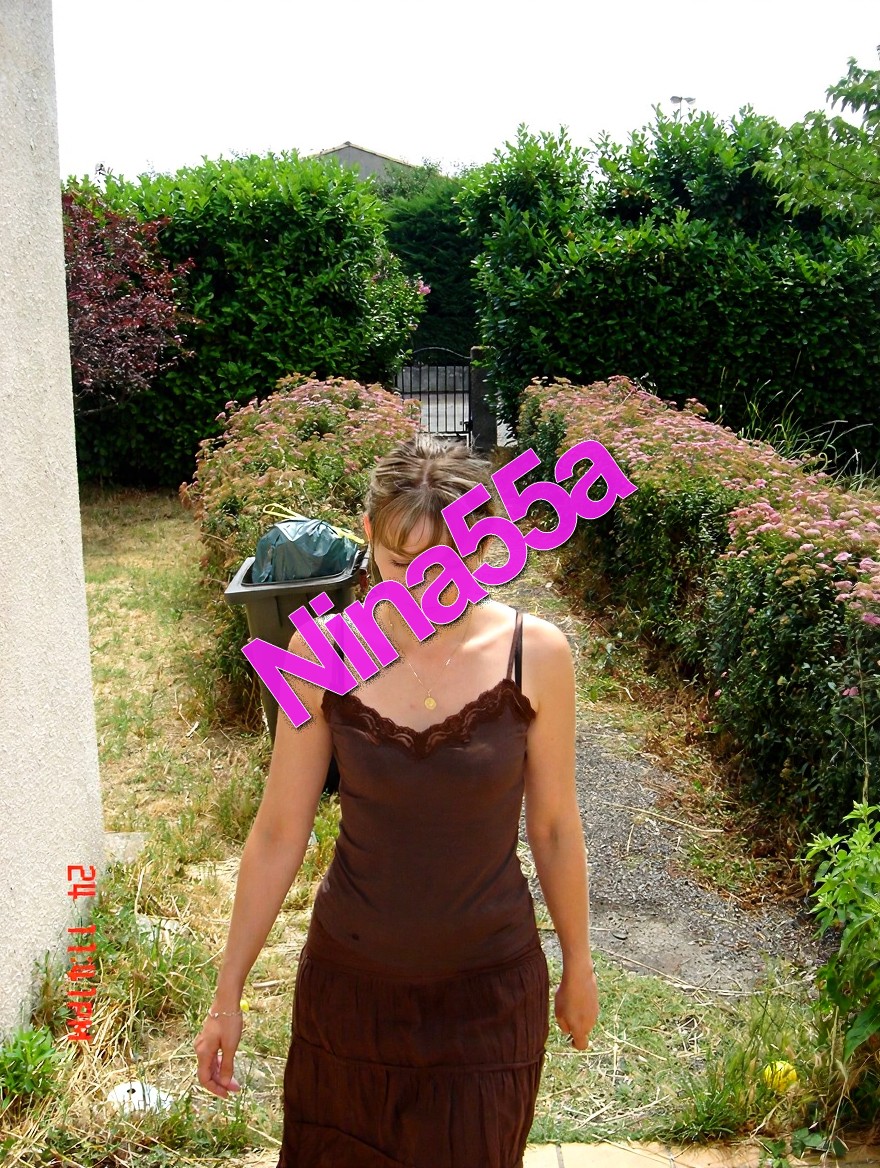 Nina Reality N°158  25 juin 2005 15 photos format 10X15