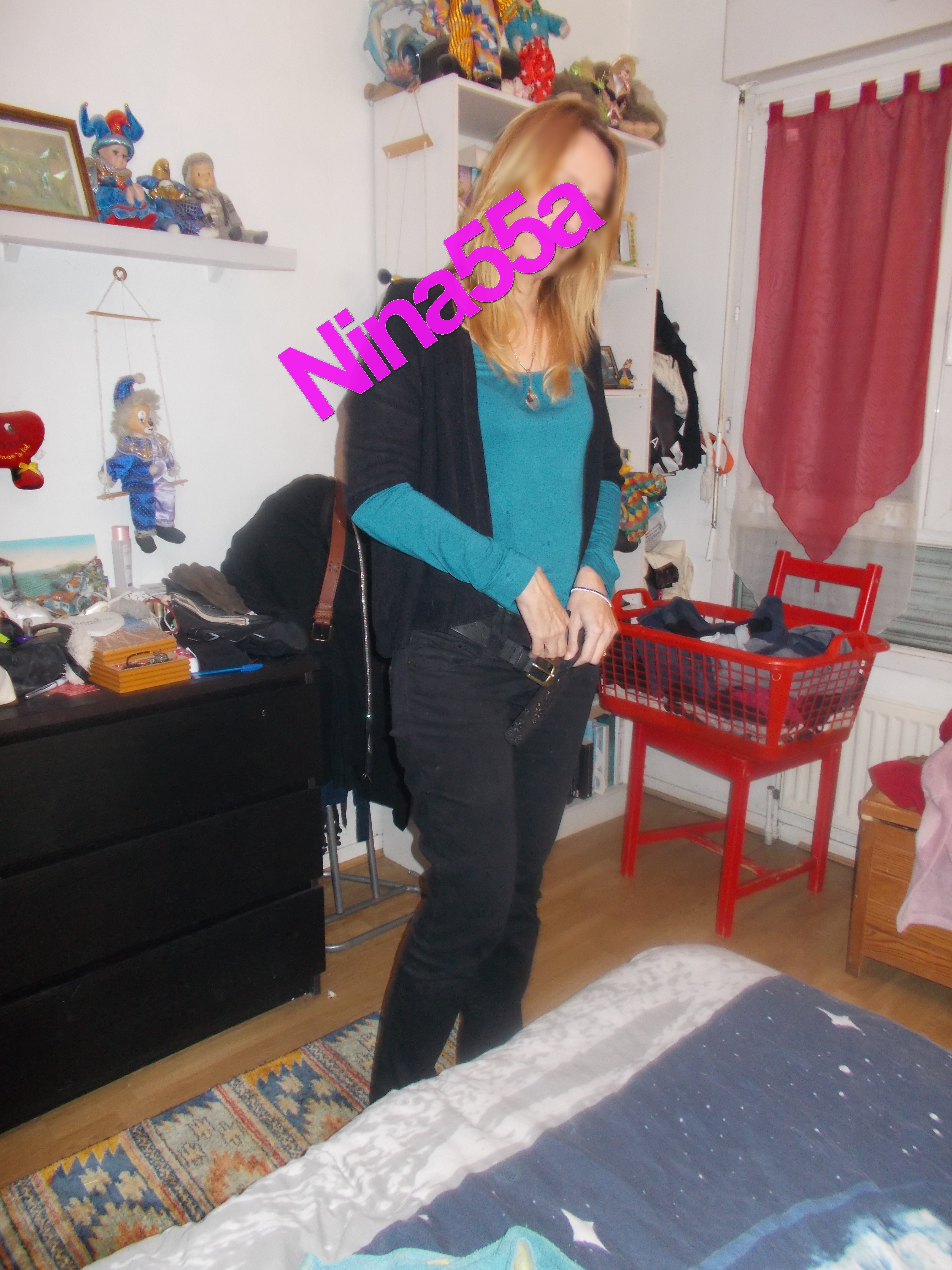 Nina Reality N°54  22 février 2016 7 photos format 10X15