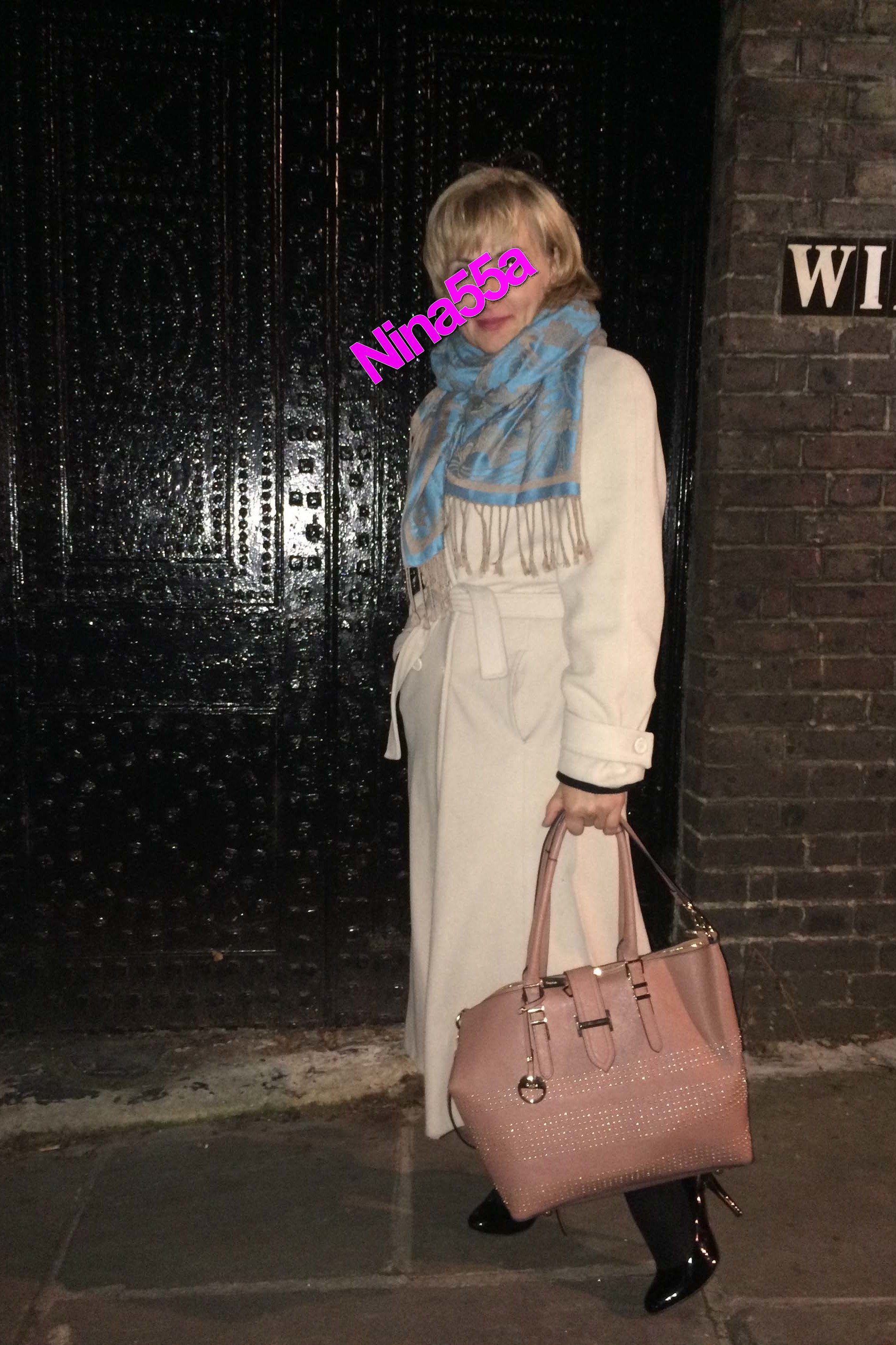 Archives de web Femme mature bourgeoise 141  12 photos