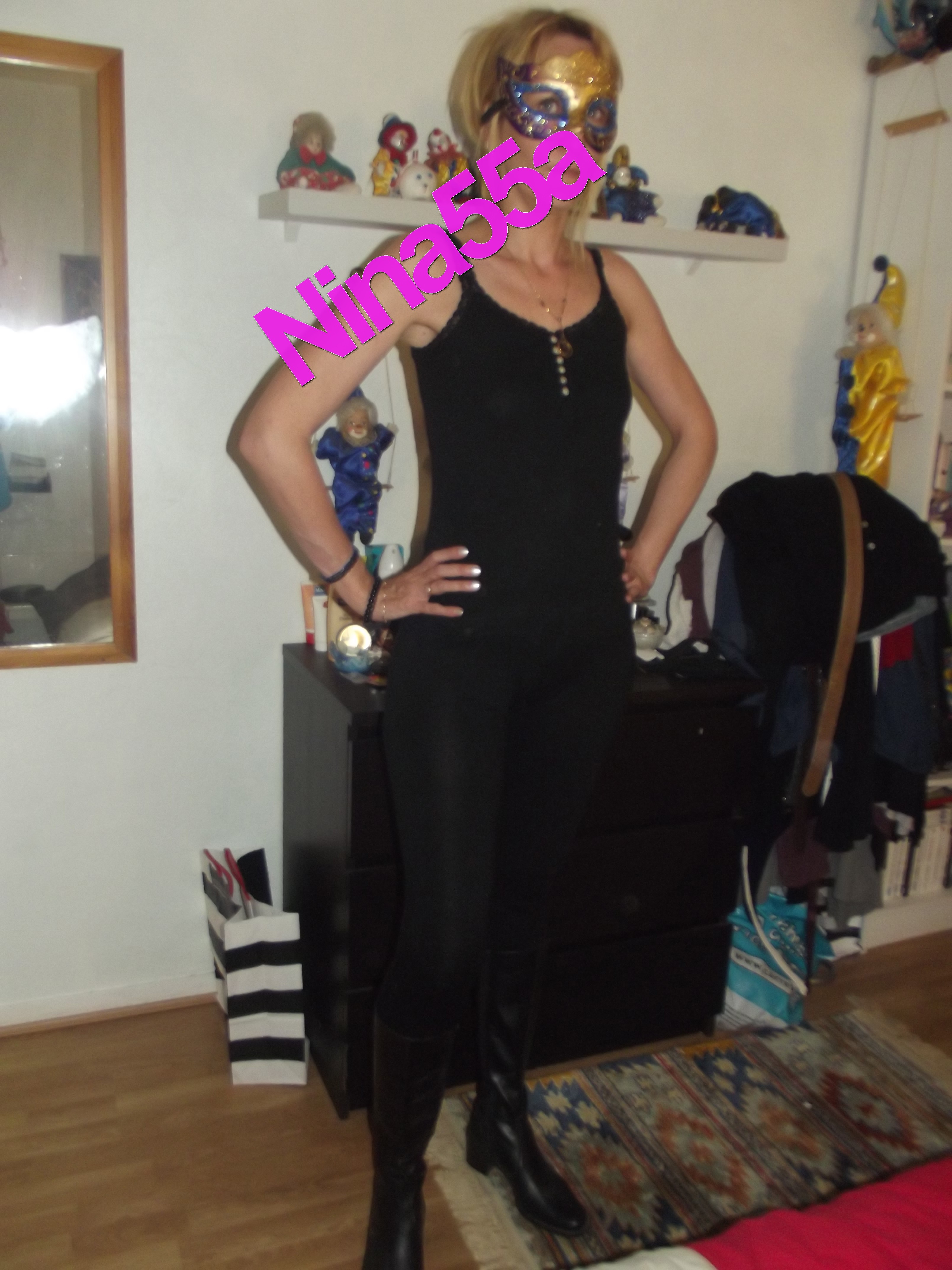 Série photos Reality N°151, 24 décembre 2013 15 photos sur papier brillant, format 10X15.