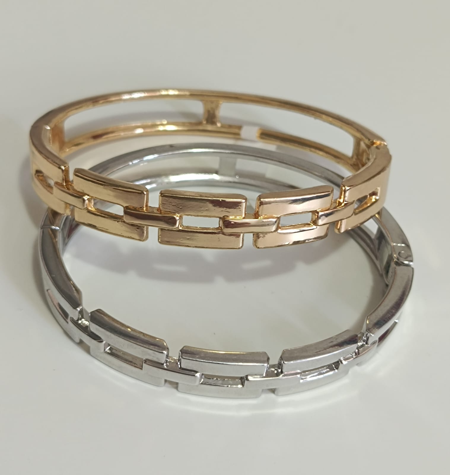 Bracelete Corrente Dourado ou em Ródio