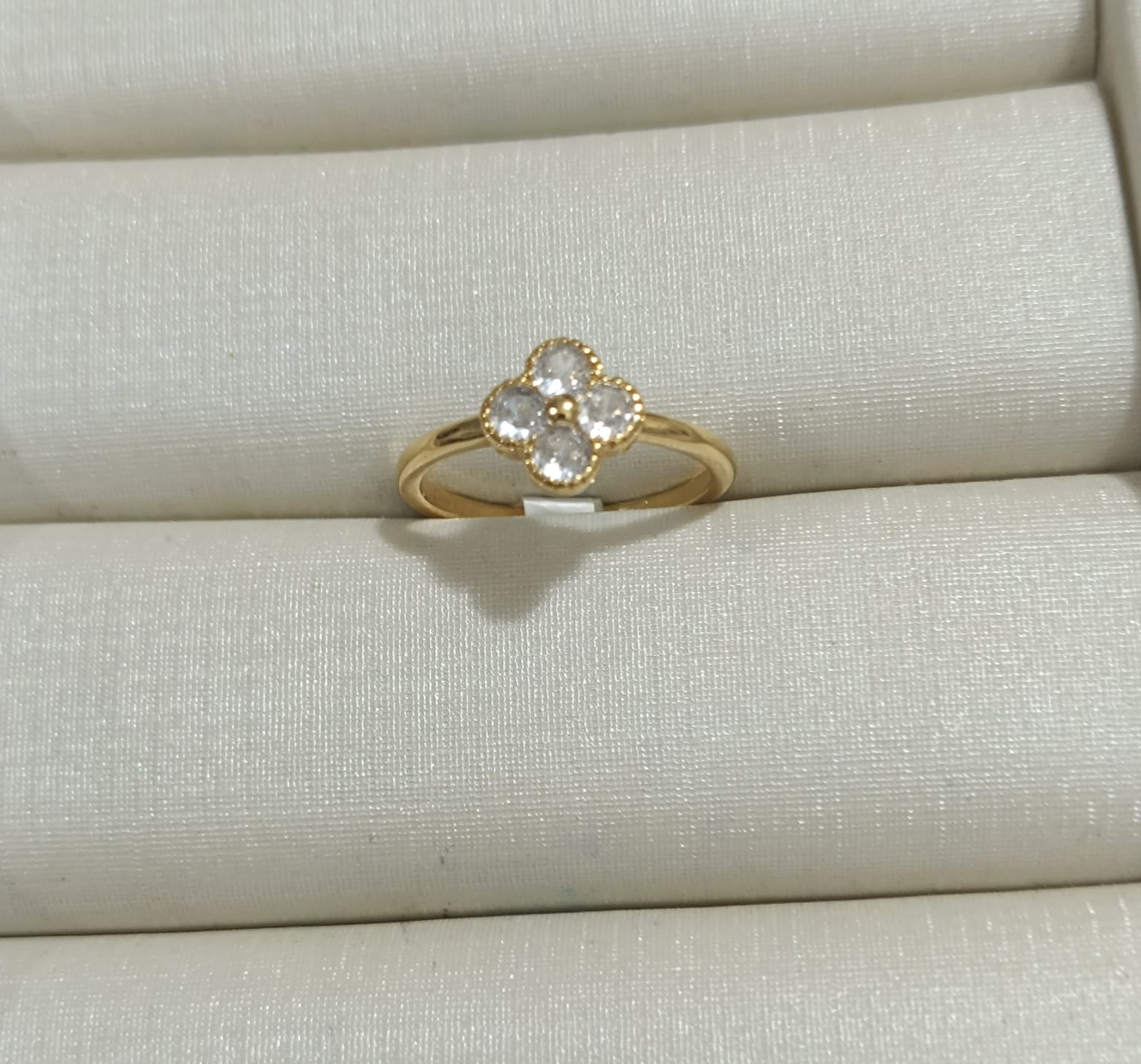 Anel Flor 4 pedras TAM 13