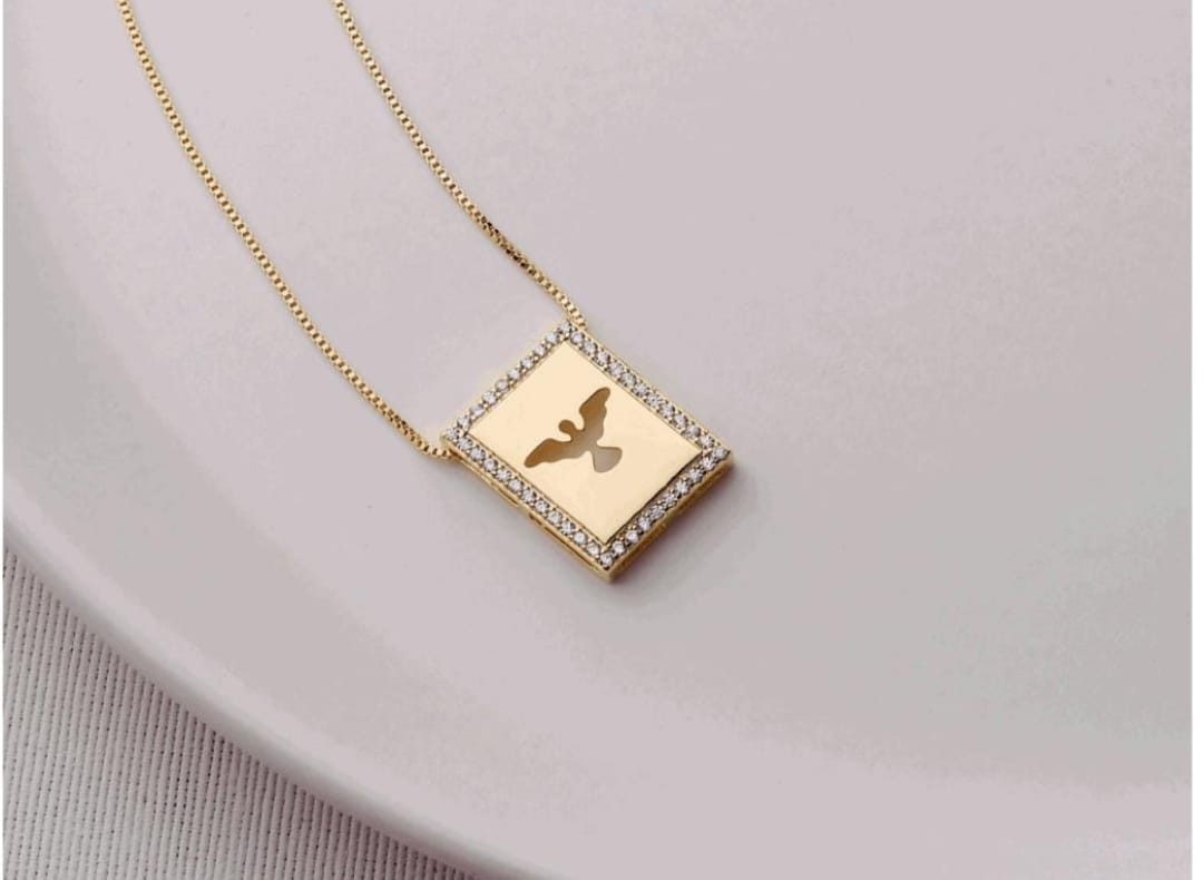 Colar Pingente Espírito Santo