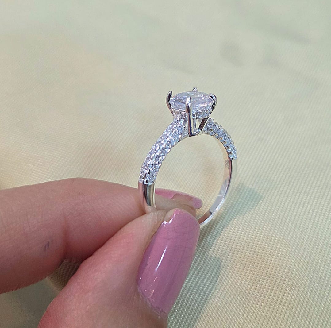 Anel Solitário em Prata 925 TAM 17 e 18