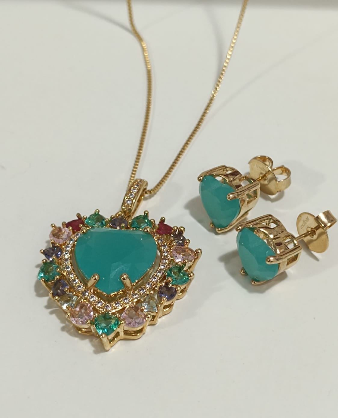 Conjunto Colar e Brincos Coração Pedra Fusion