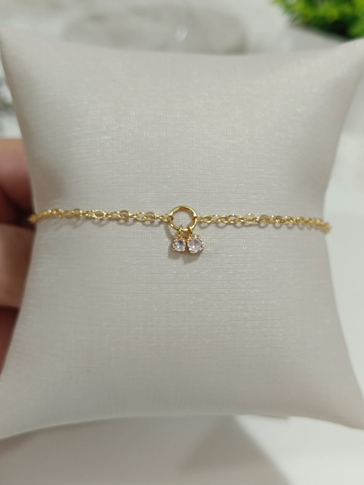 Tornozeleira Dourada com Pingente Duplo