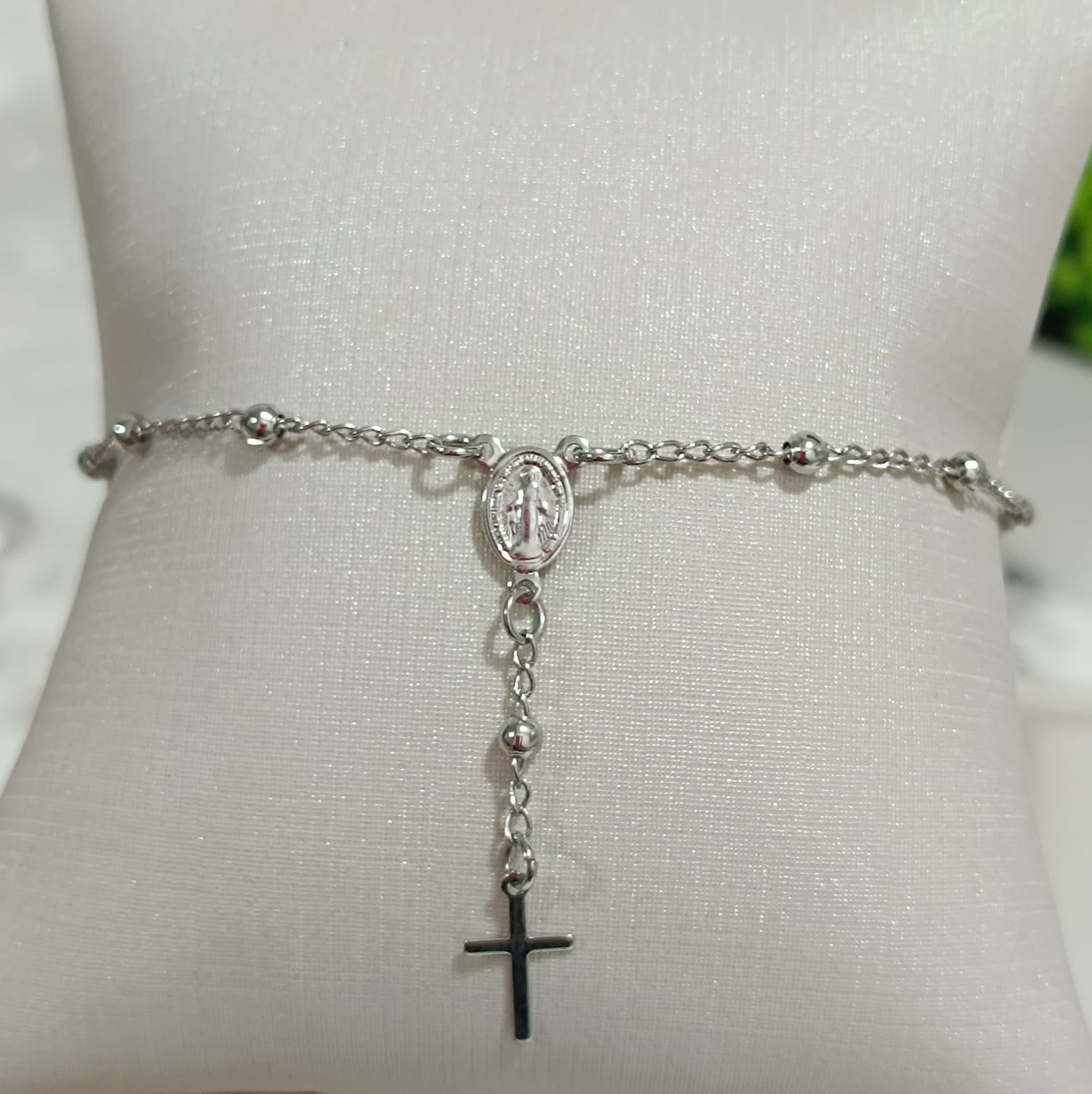 Pulseira Terço em Ródio