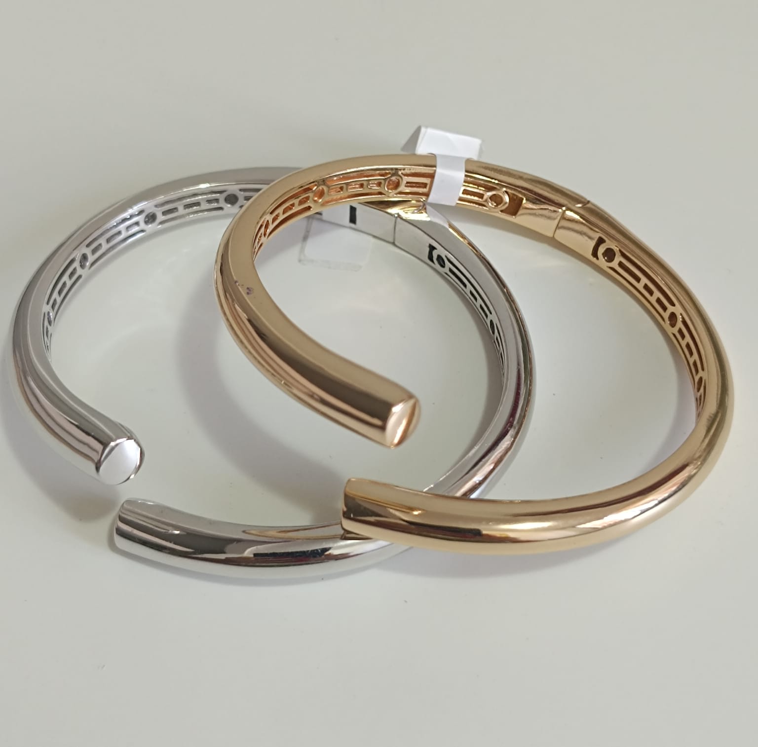 Bracelete Dourado ou Prateado 