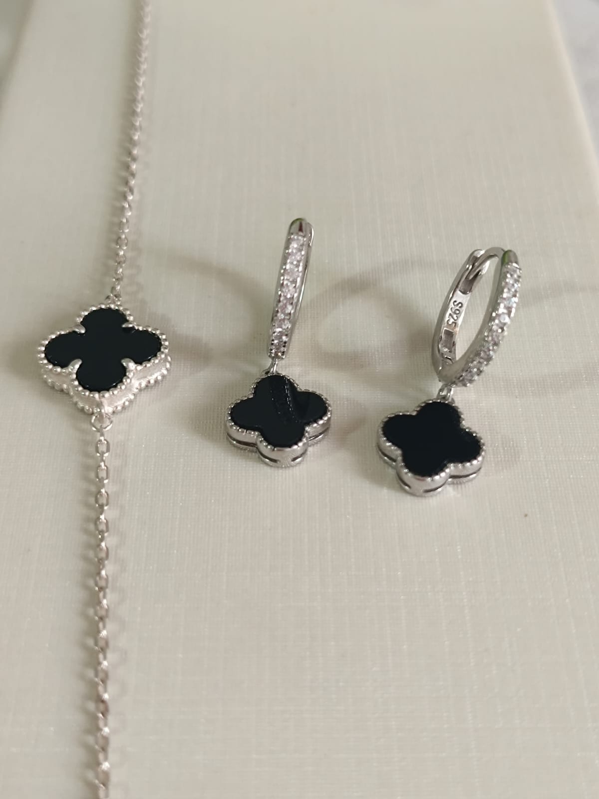 Conjunto de Pulseira e Brincos Flor em Prata 925