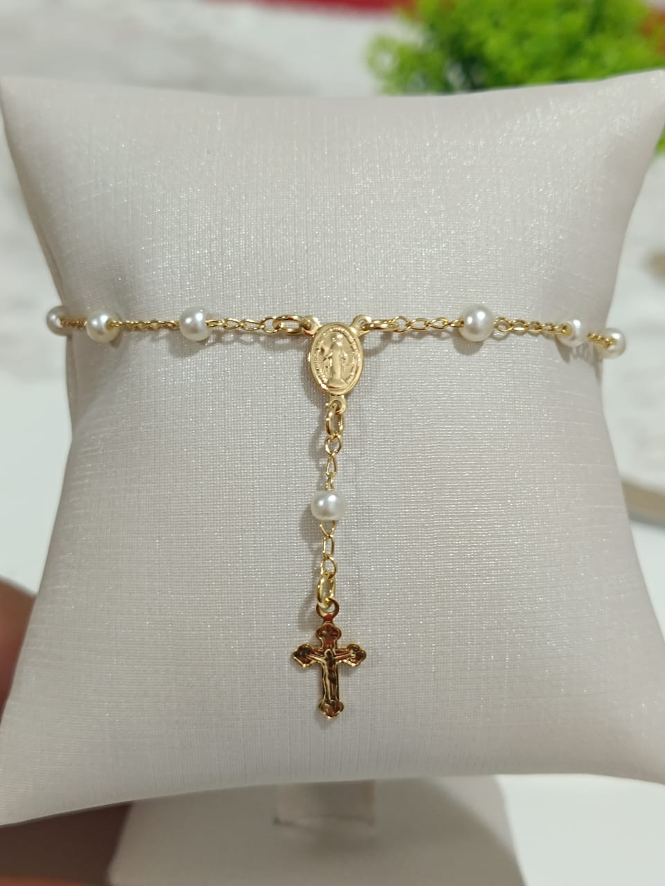 Pulseira Terço com Pérolas 