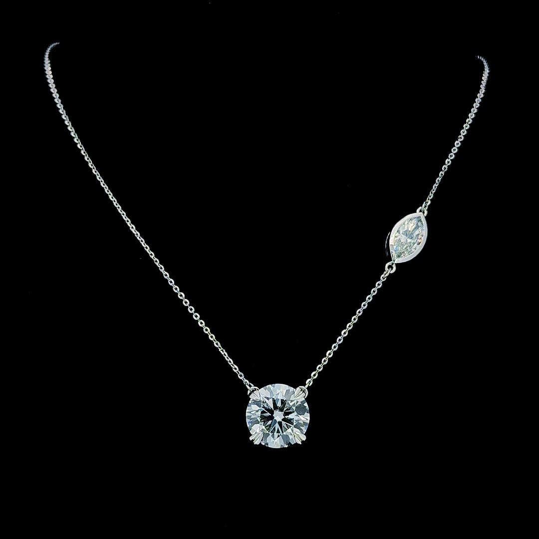 Elegant Solitaire Diamond Necklace