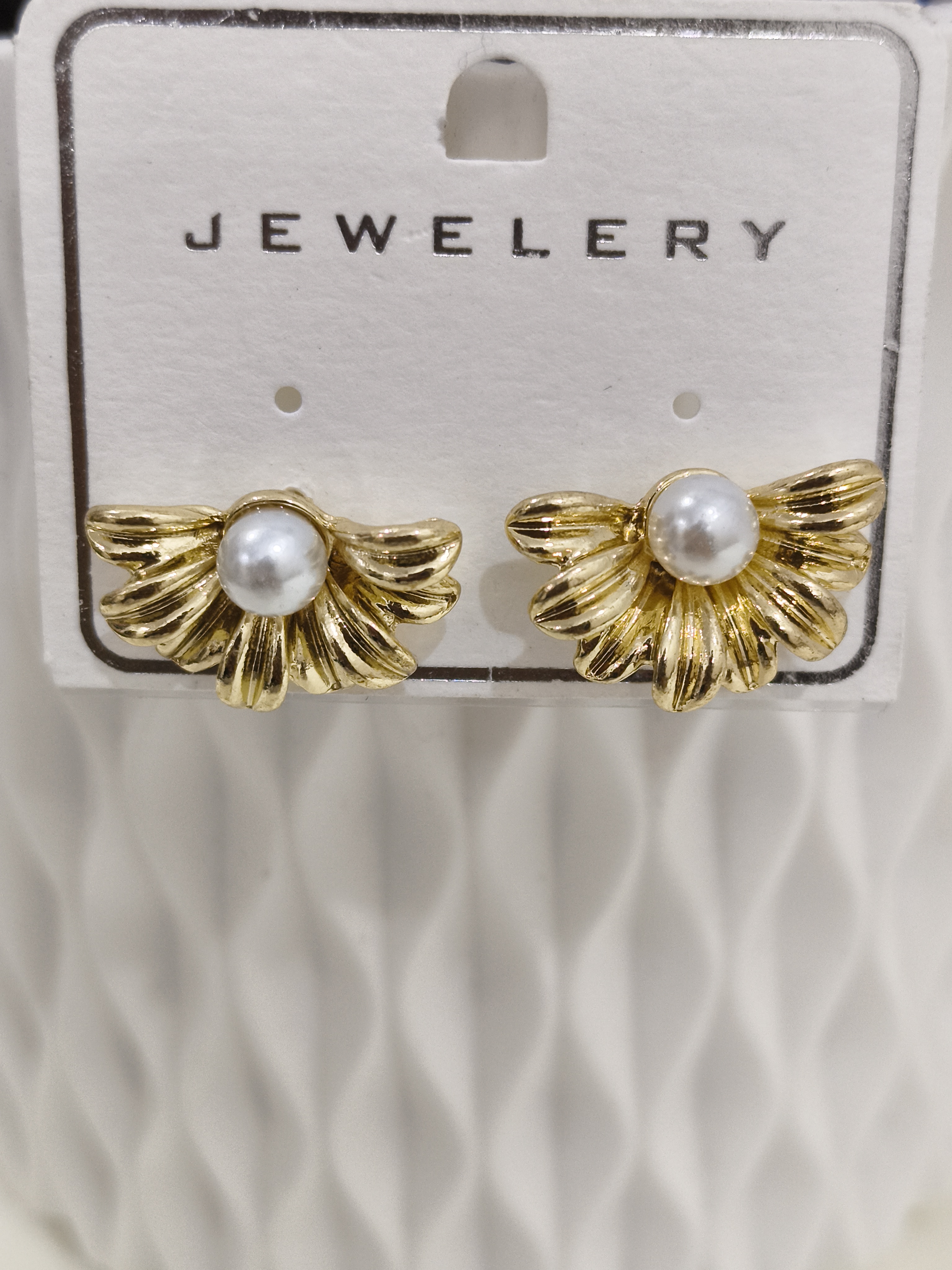  Trending Earrings