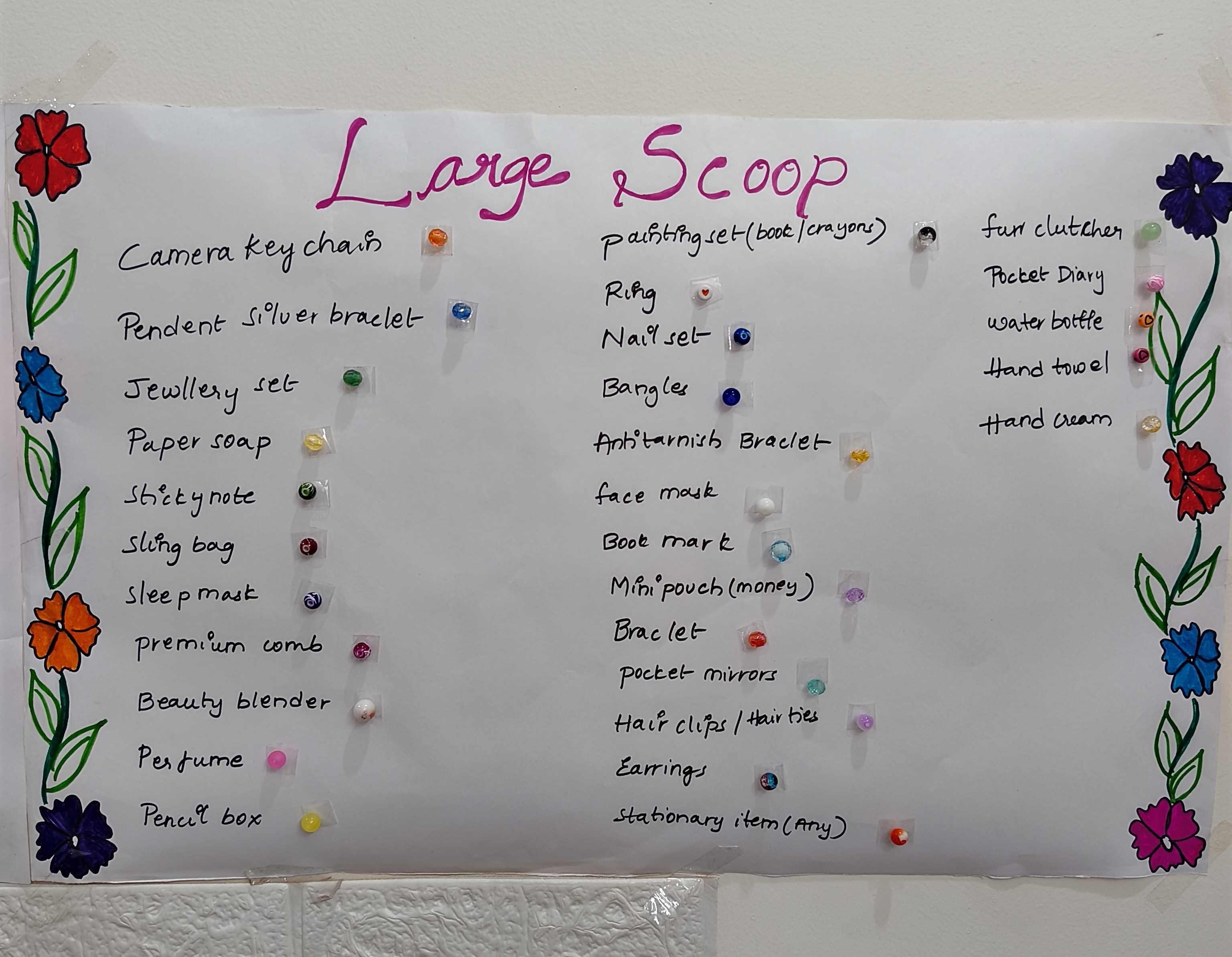 Small Beauty & Accessories Scoop