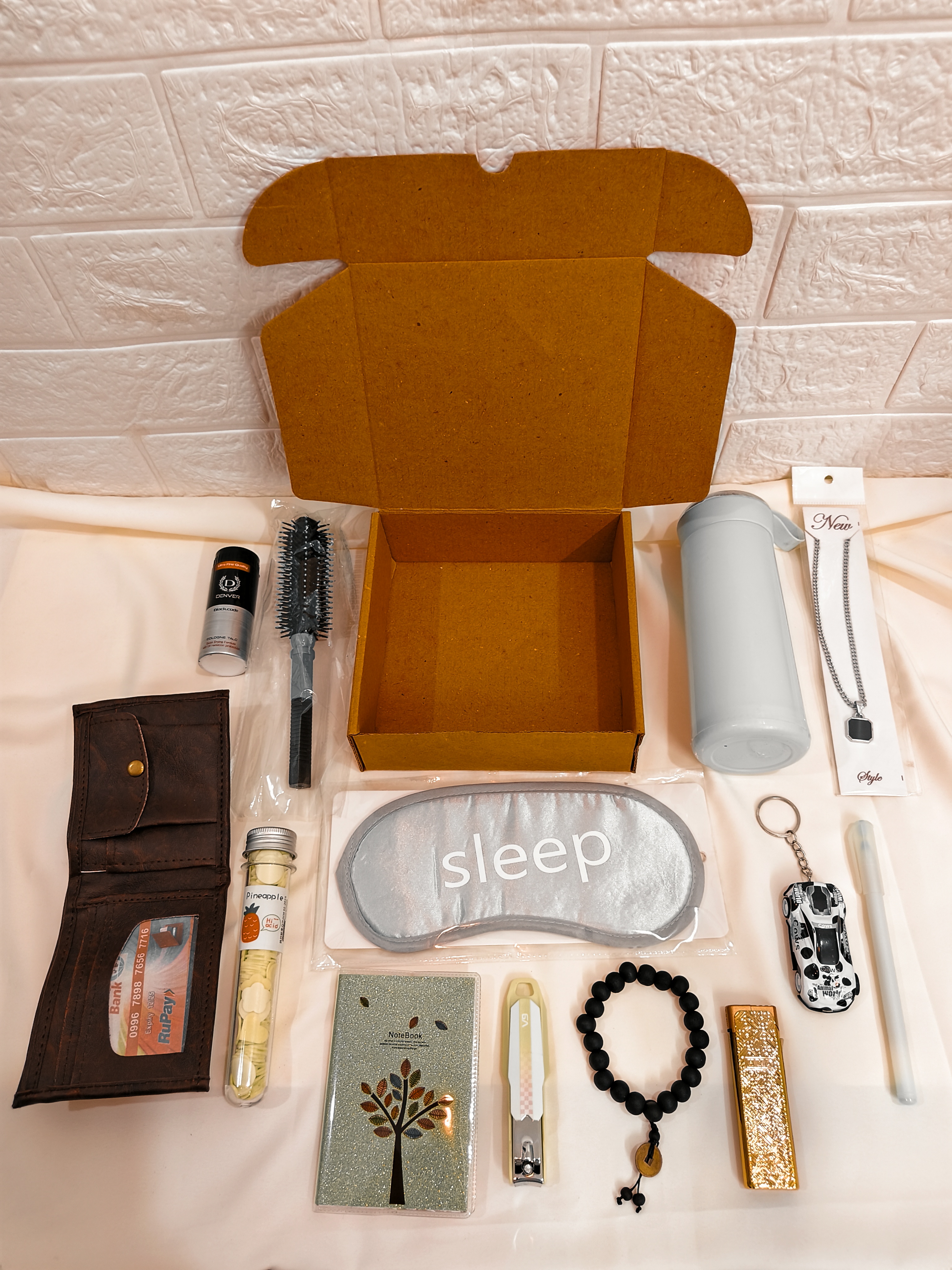 Premium Men"s Hamper