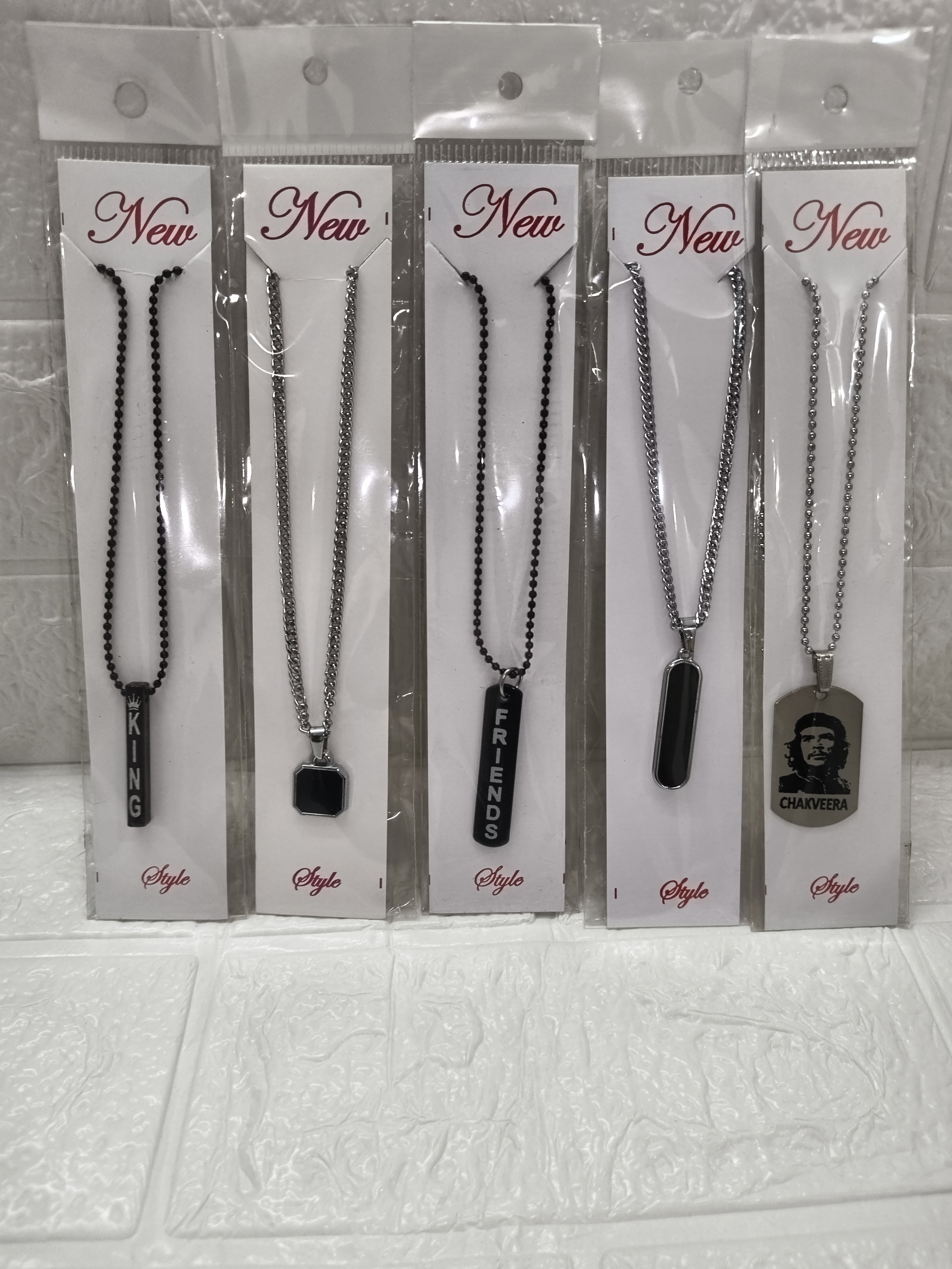 Trendy Pendant Necklaces