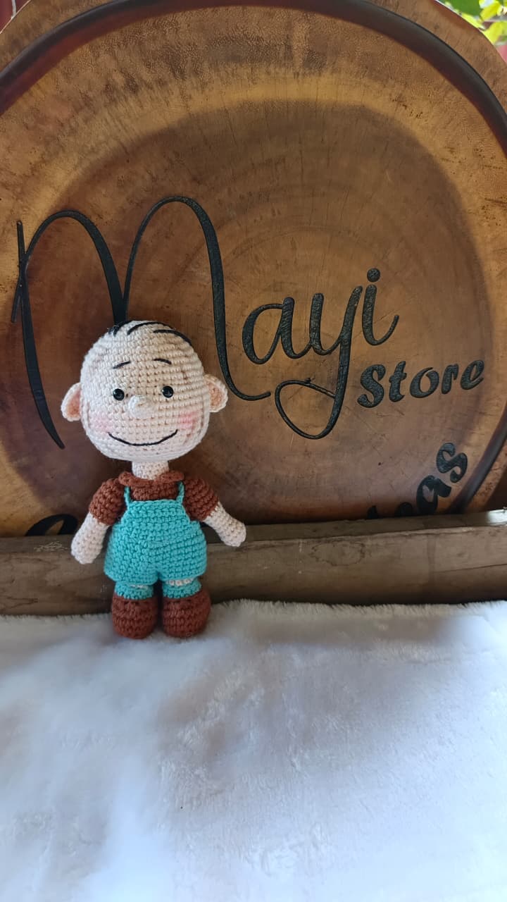 Muñeco Amigurumi pig pen peanuts