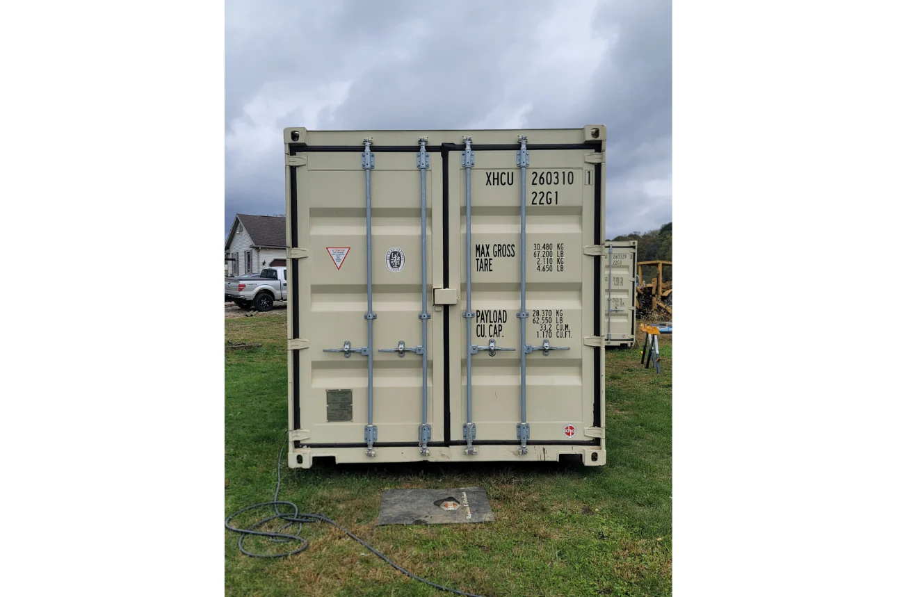 20ft Standard 1 Trip Modified Shipping Container With Man Door