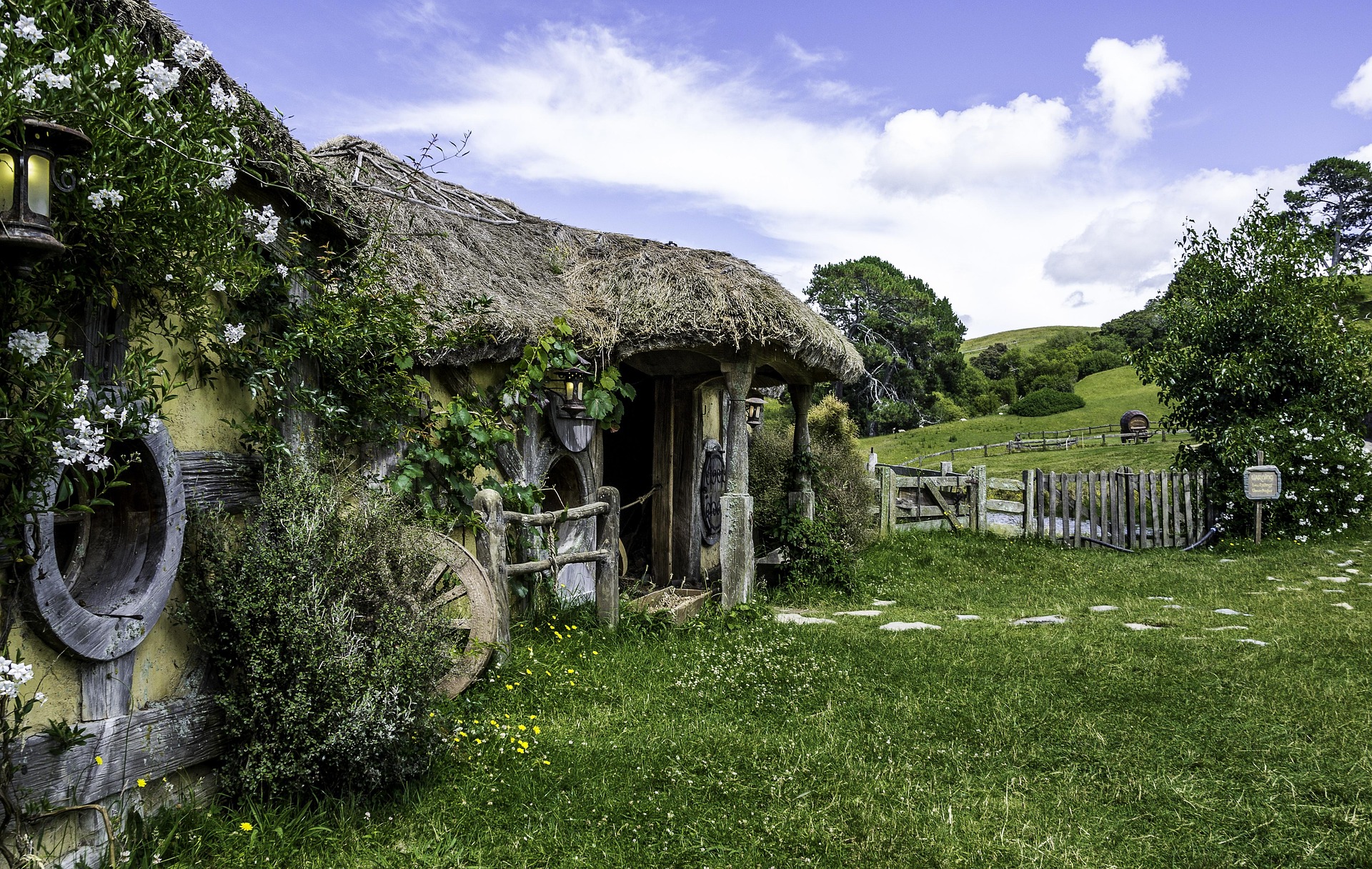 Hobbiton Movie Set Tour Booking
